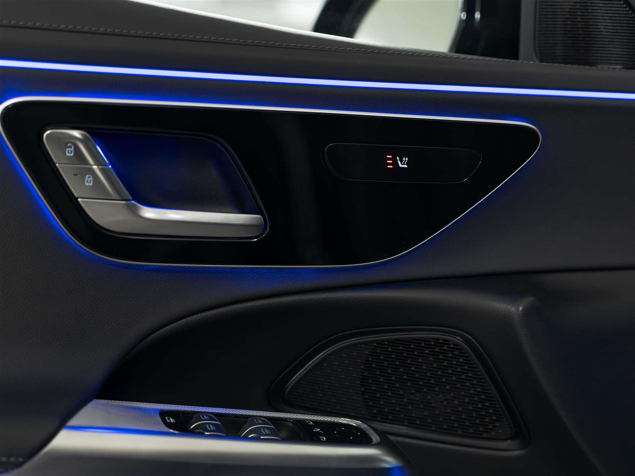 listing desktop thumbnail image 23