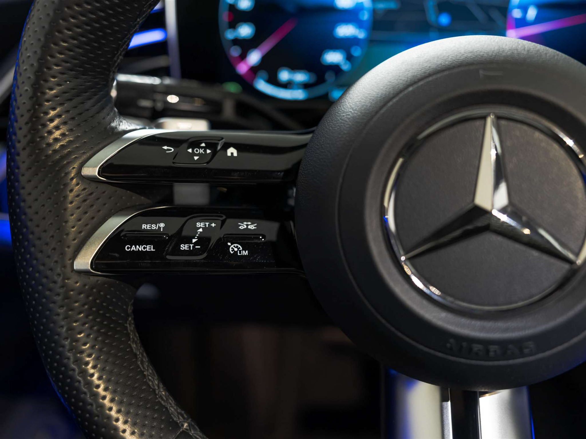 listing desktop thumbnail image 31