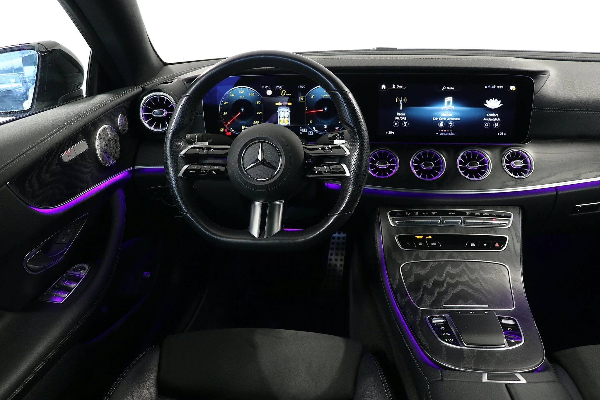 listing desktop thumbnail image 9