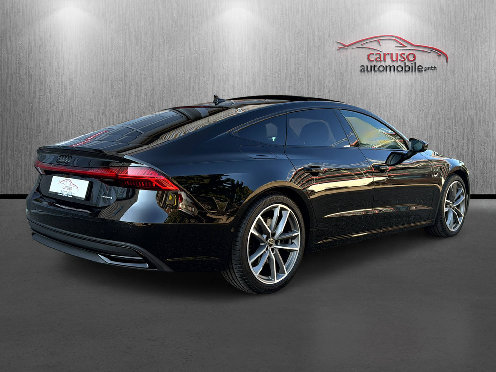 listing desktop thumbnail image 3