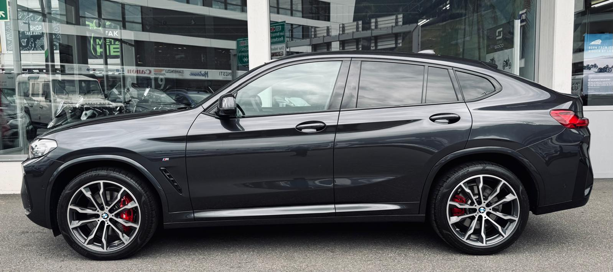 listing desktop thumbnail image 2