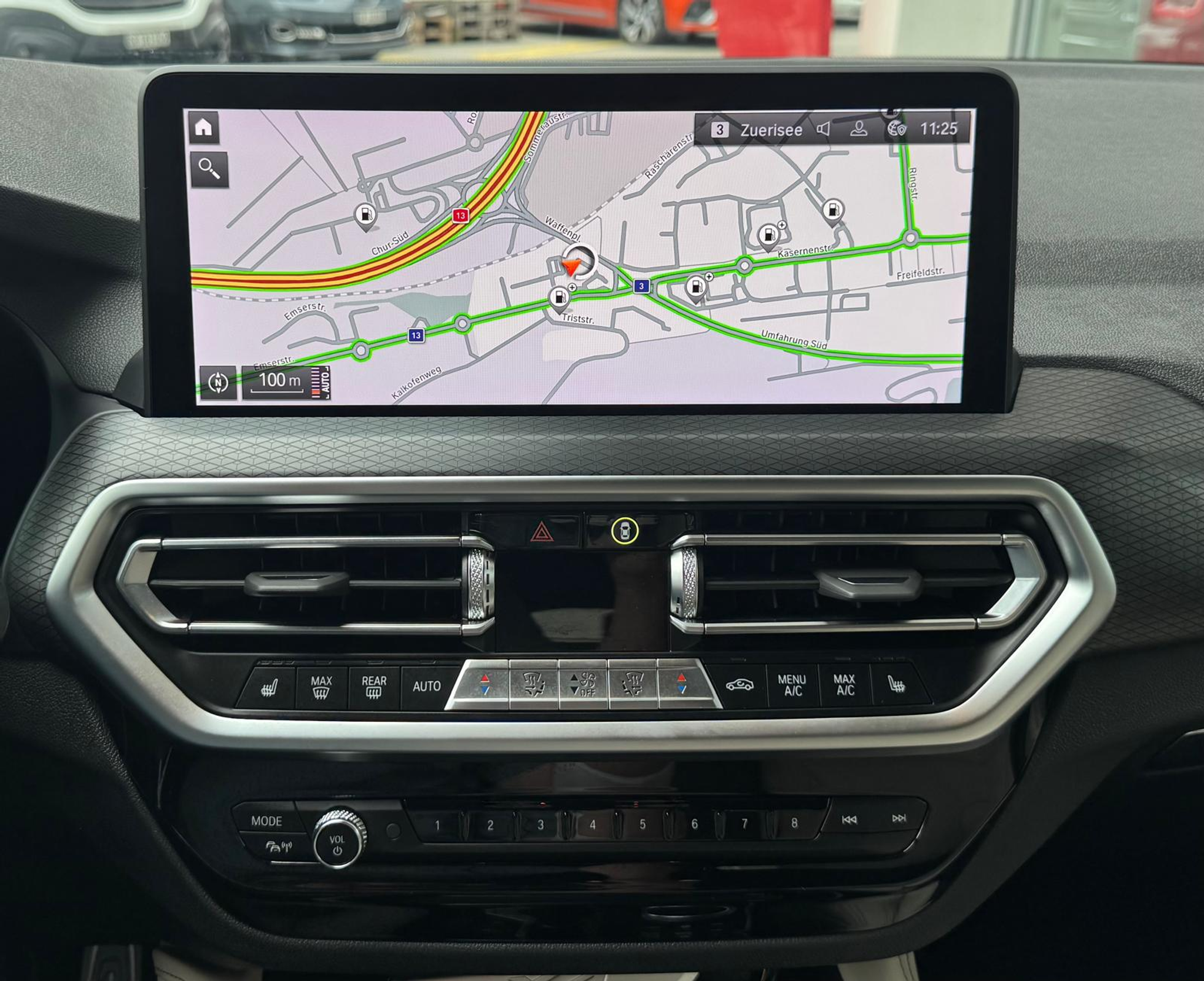 listing desktop thumbnail image 13