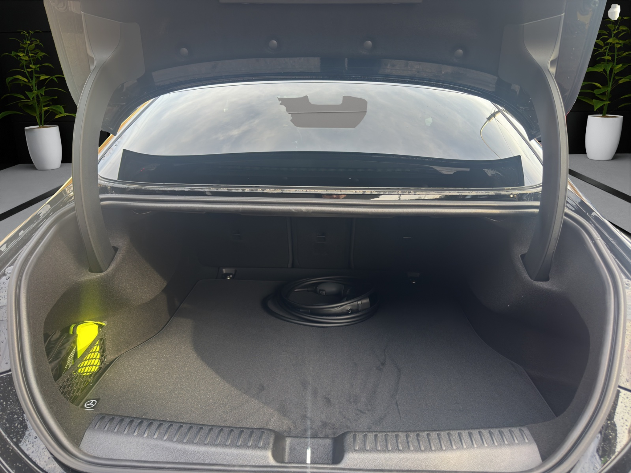 listing desktop thumbnail image 10