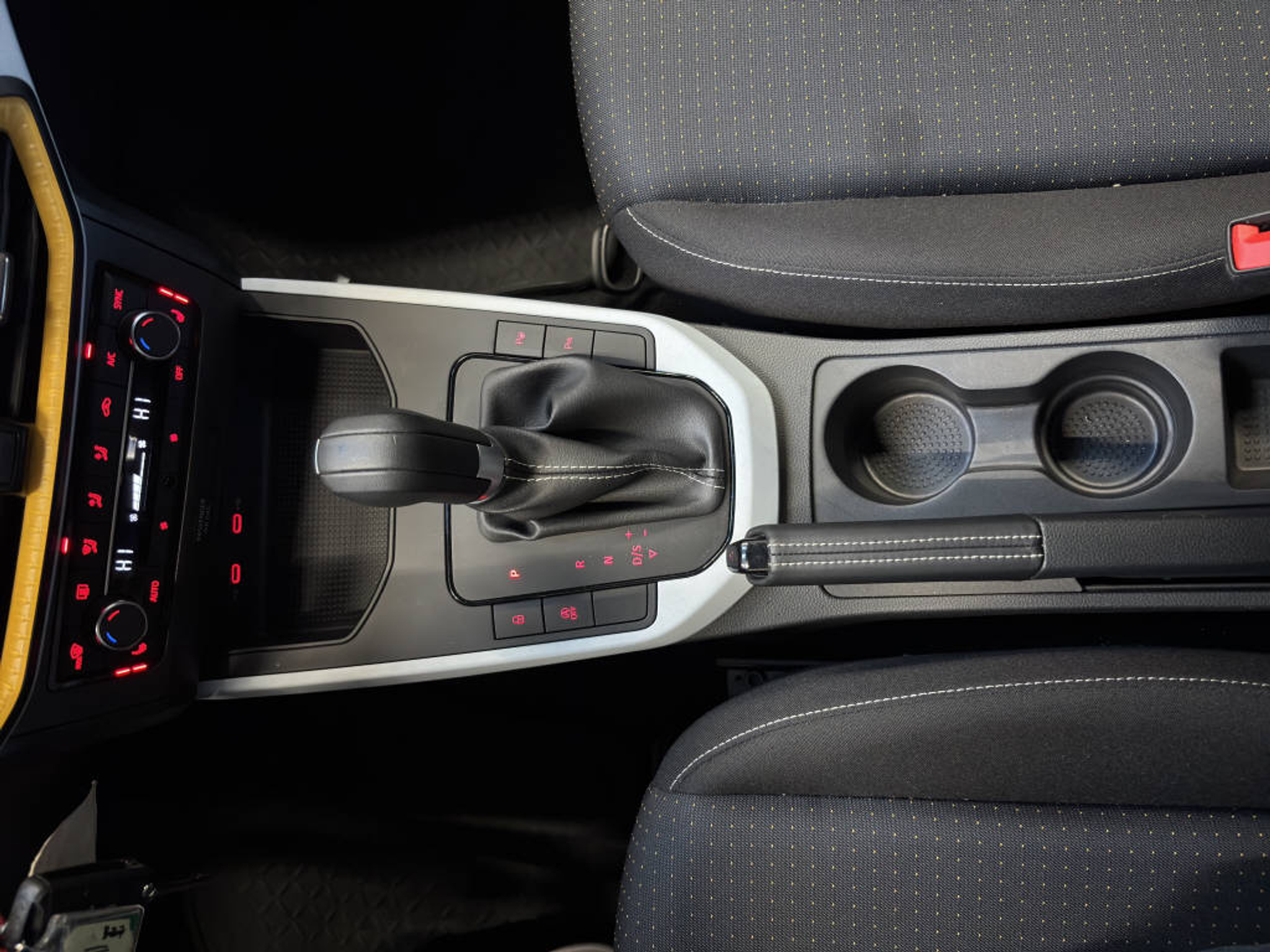 listing desktop thumbnail image 12