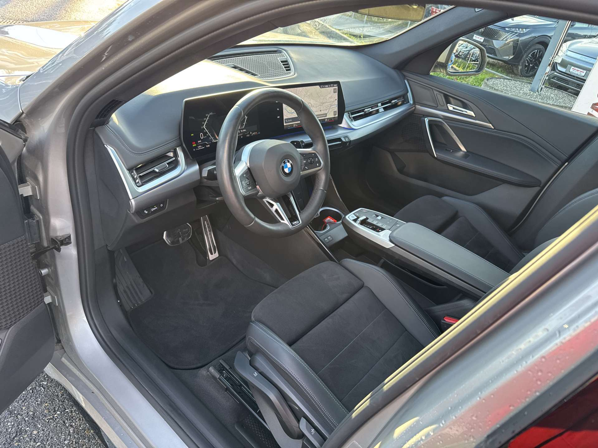 listing desktop thumbnail image 5