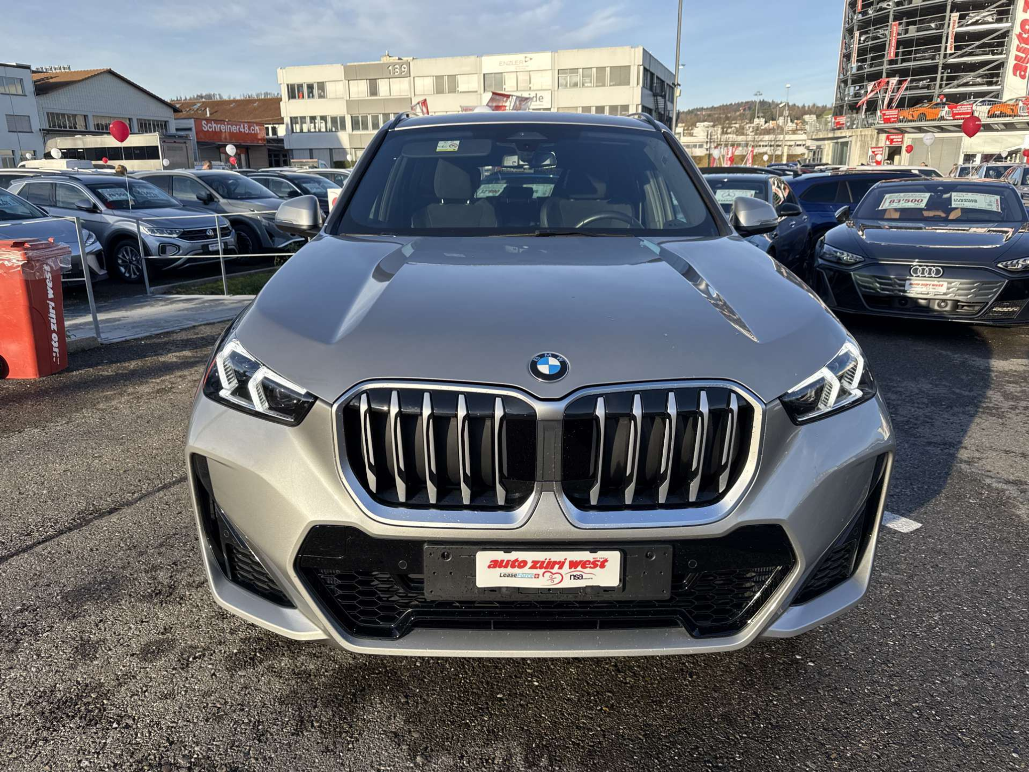 listing desktop thumbnail image 13