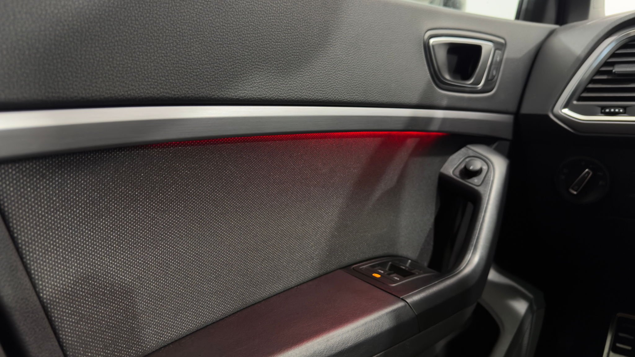 listing desktop thumbnail image 14