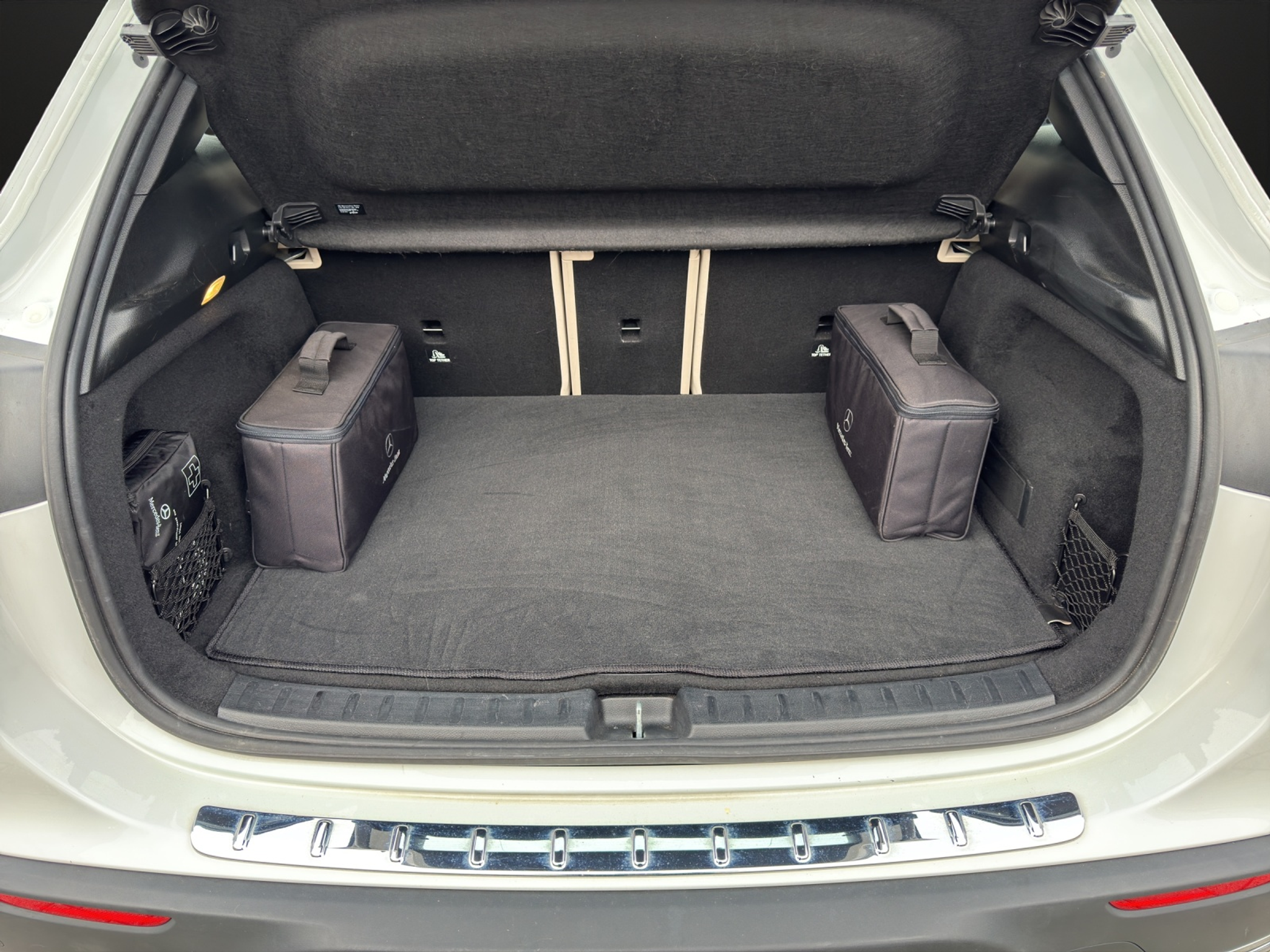 listing desktop thumbnail image 8