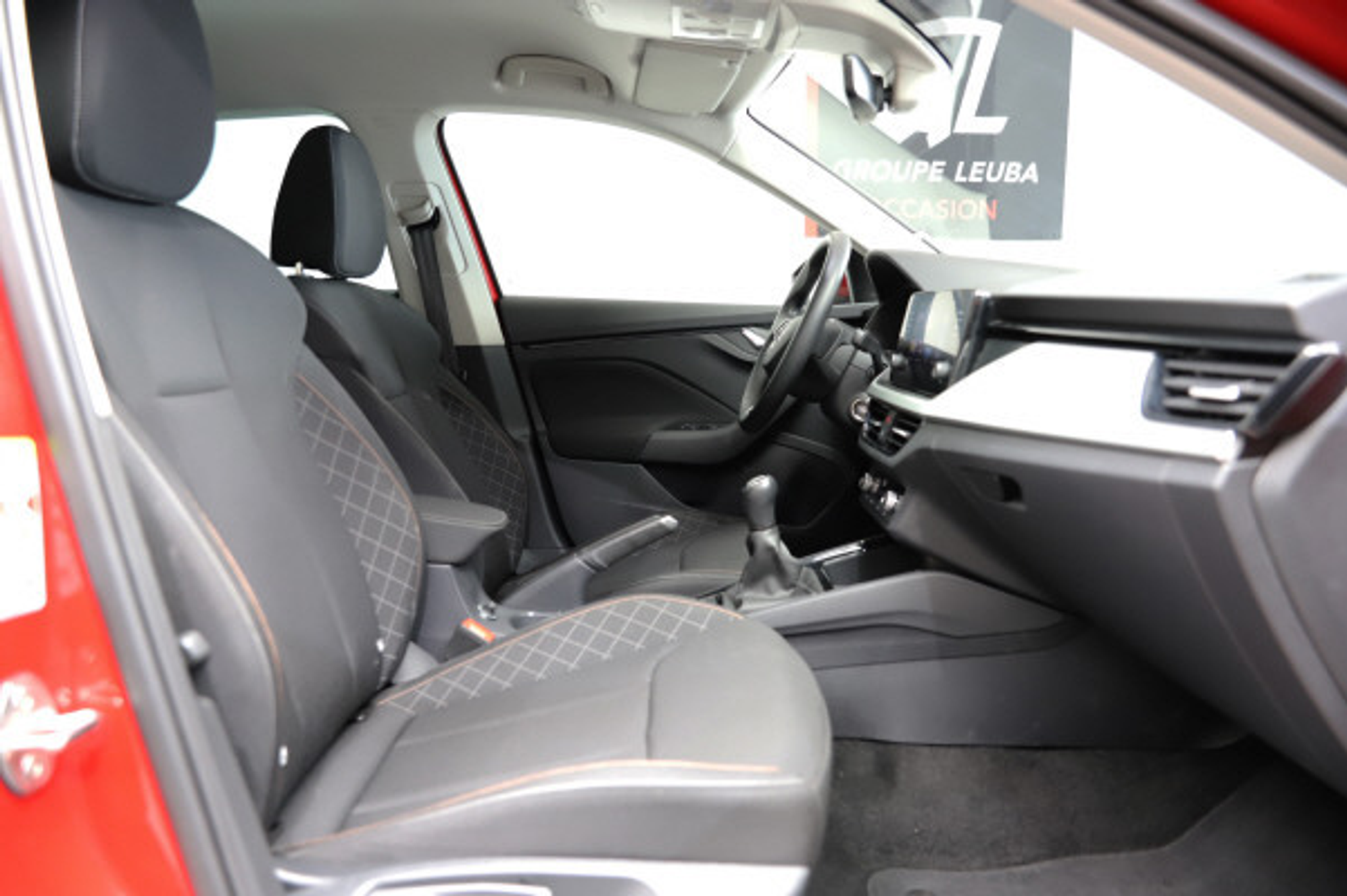 listing desktop thumbnail image 8