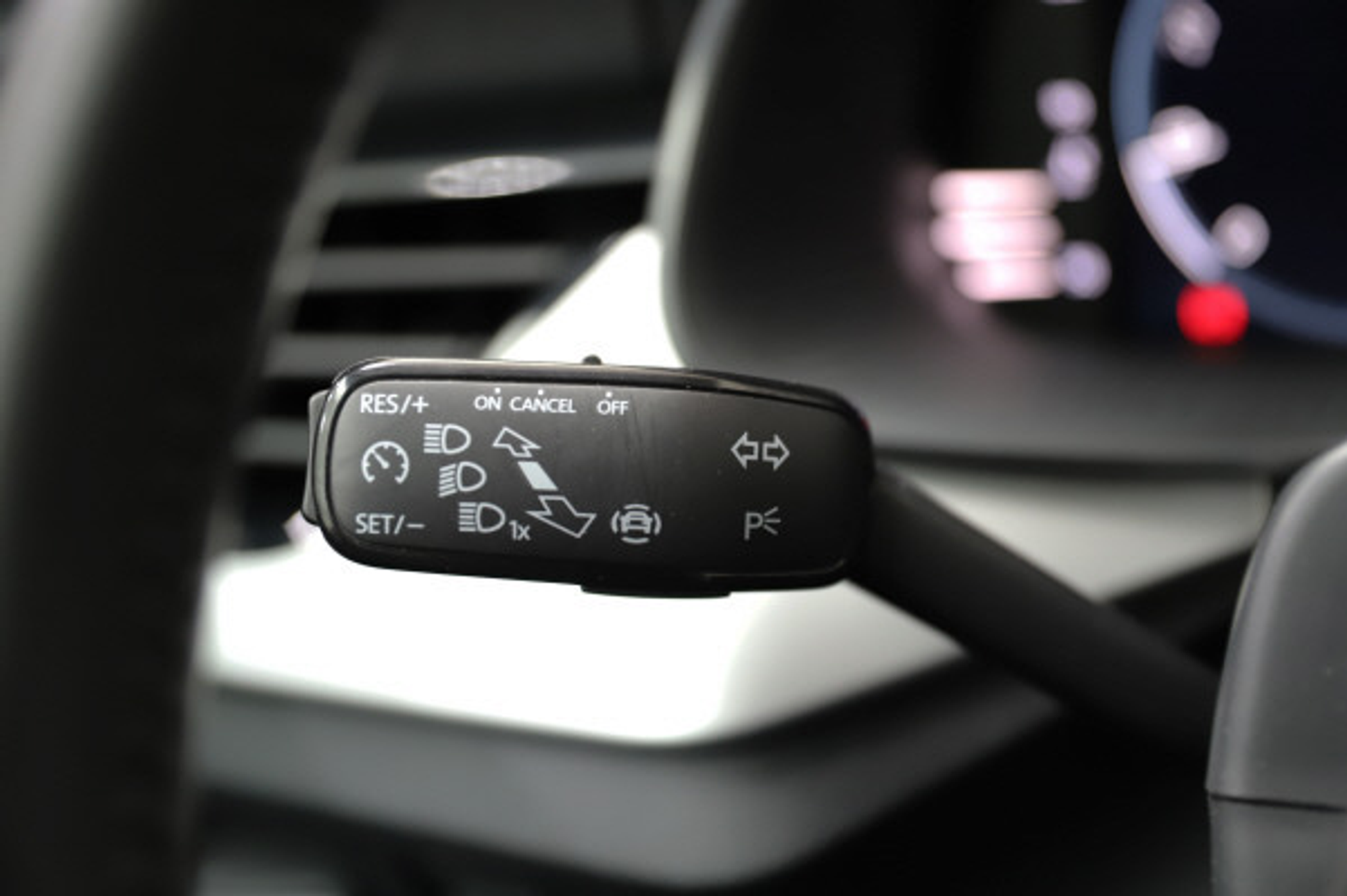 listing desktop thumbnail image 13