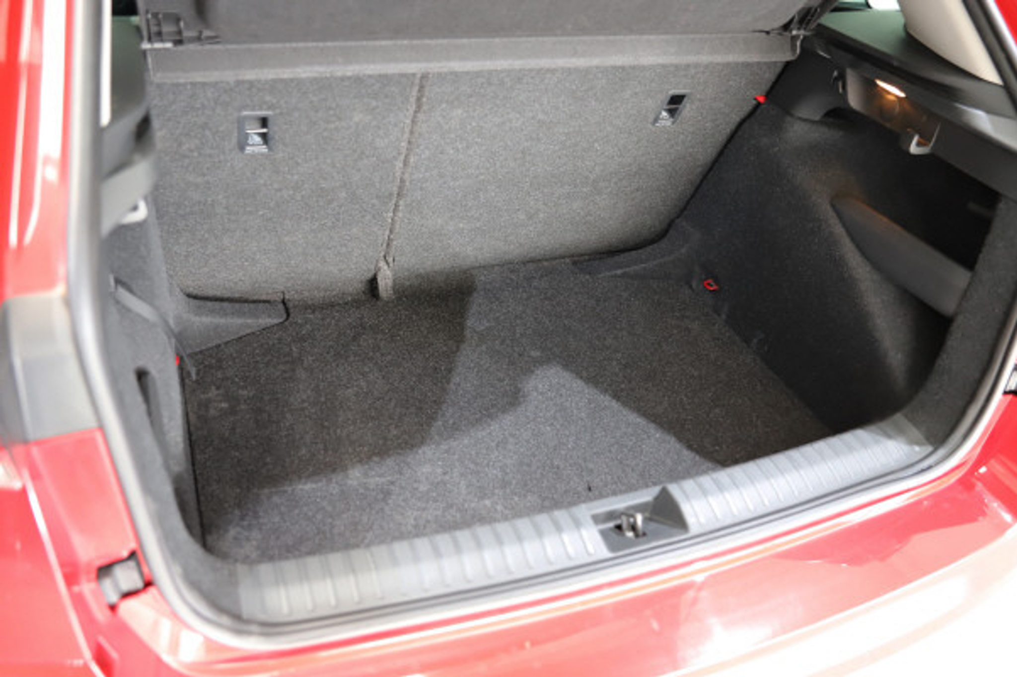 listing desktop thumbnail image 11