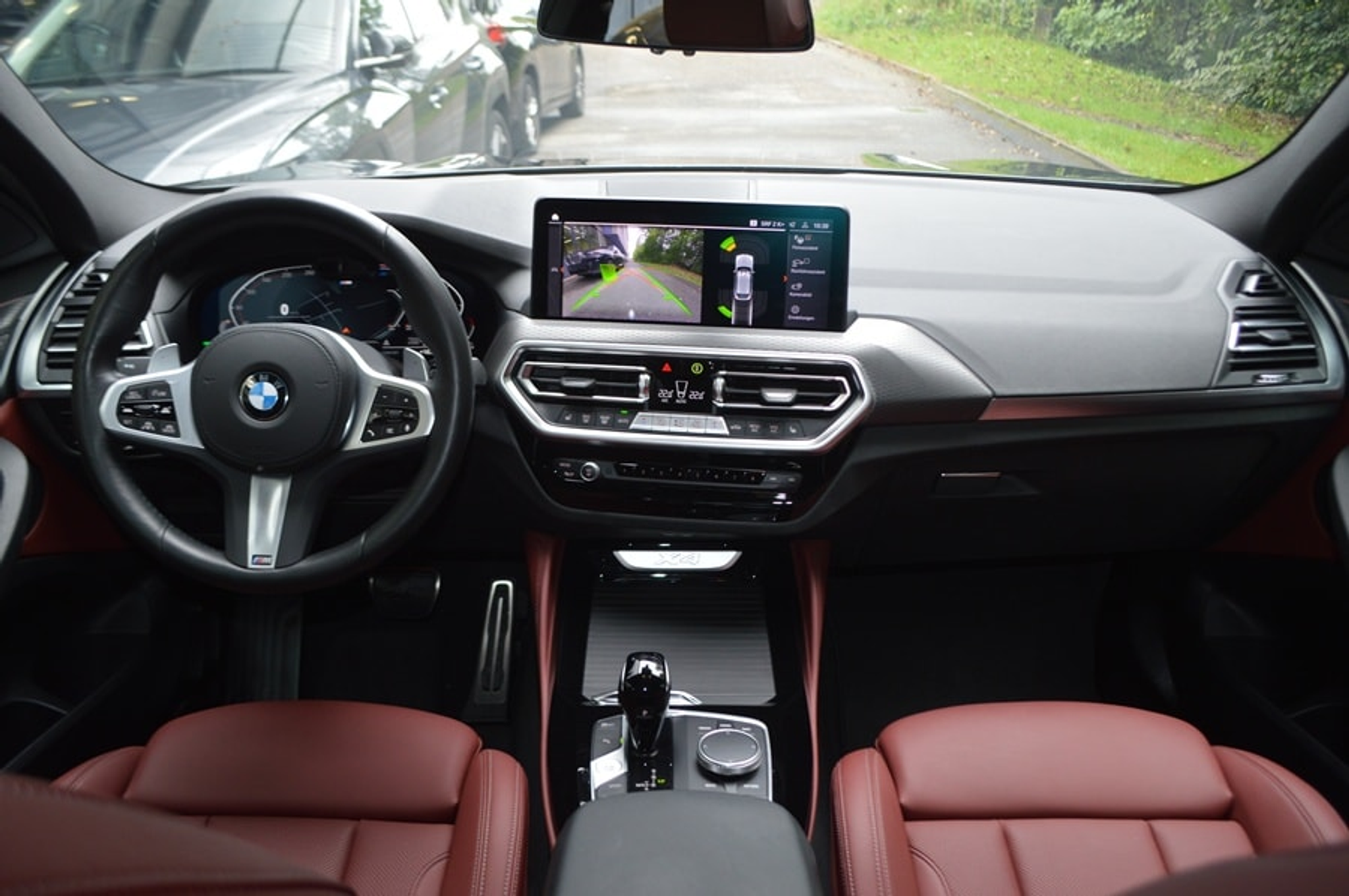 listing desktop thumbnail image 10