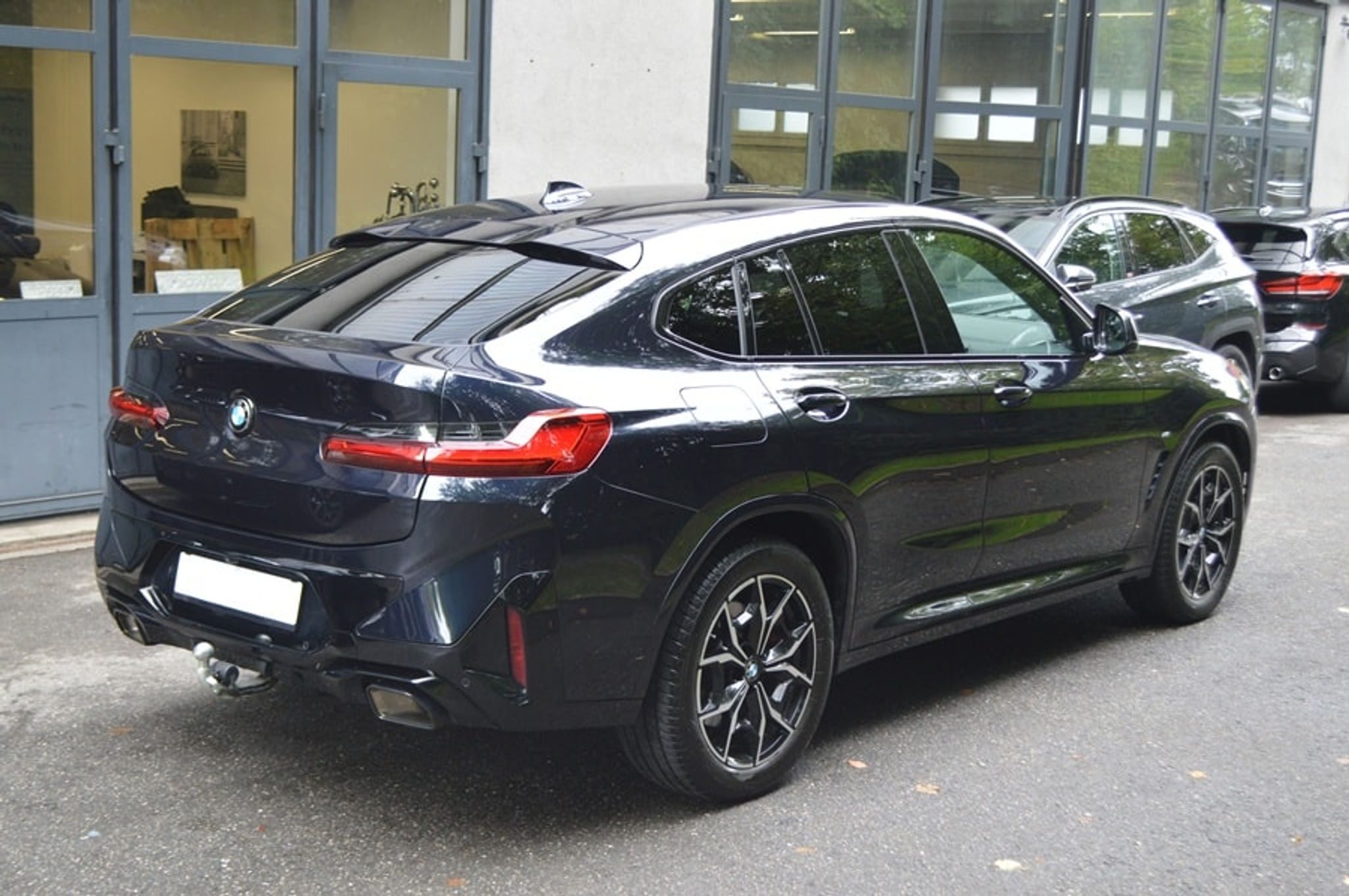 listing desktop thumbnail image 15