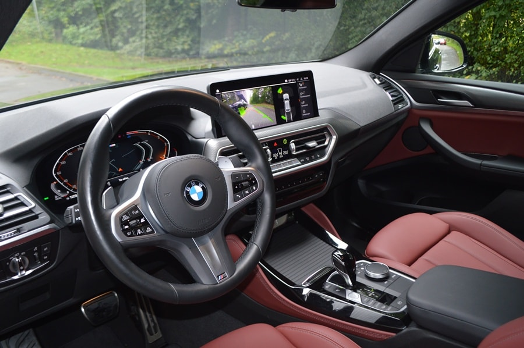 listing desktop thumbnail image 6