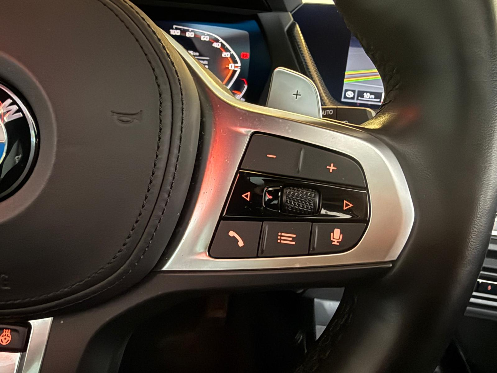 listing desktop thumbnail image 23