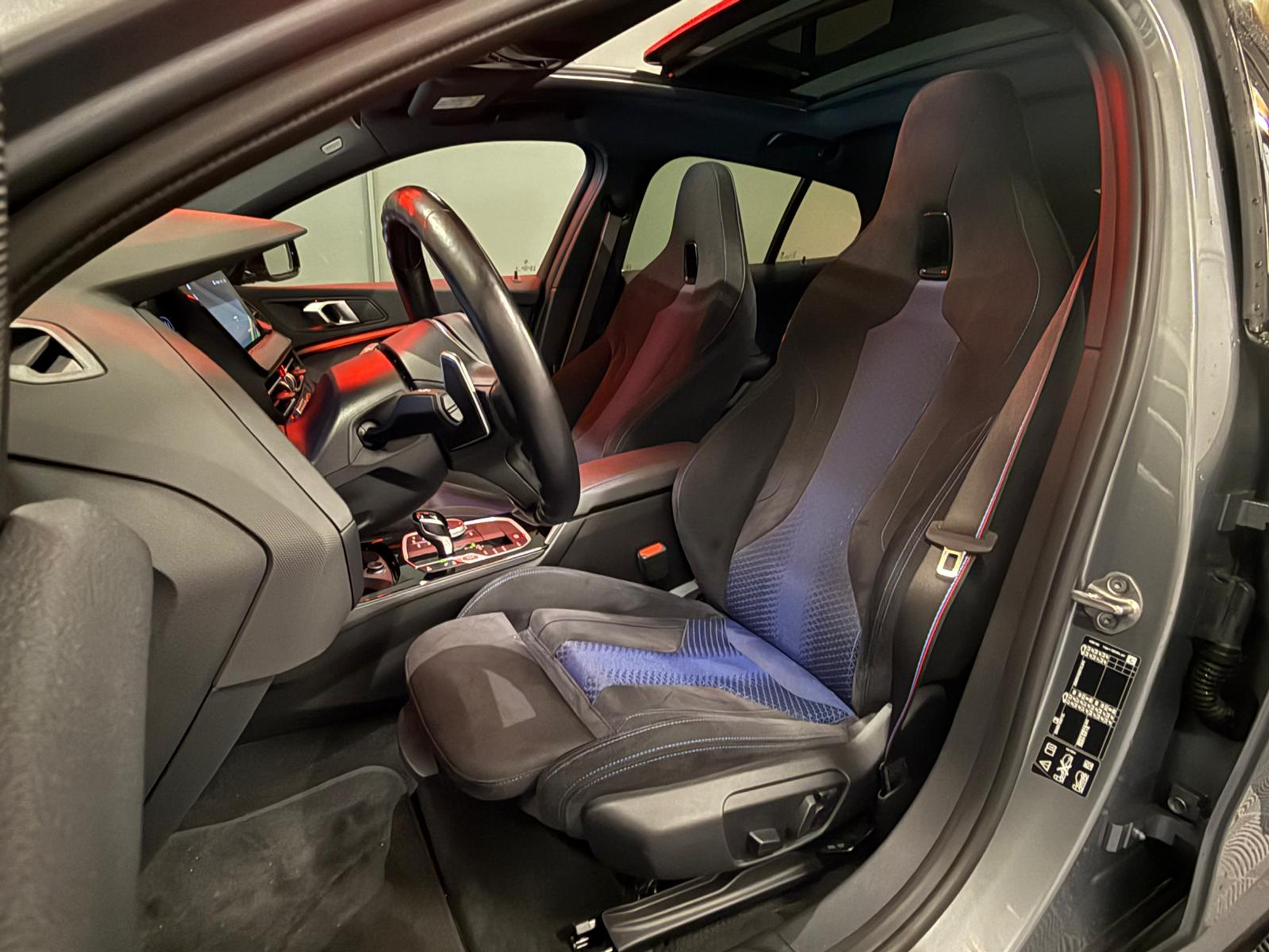 listing desktop thumbnail image 9