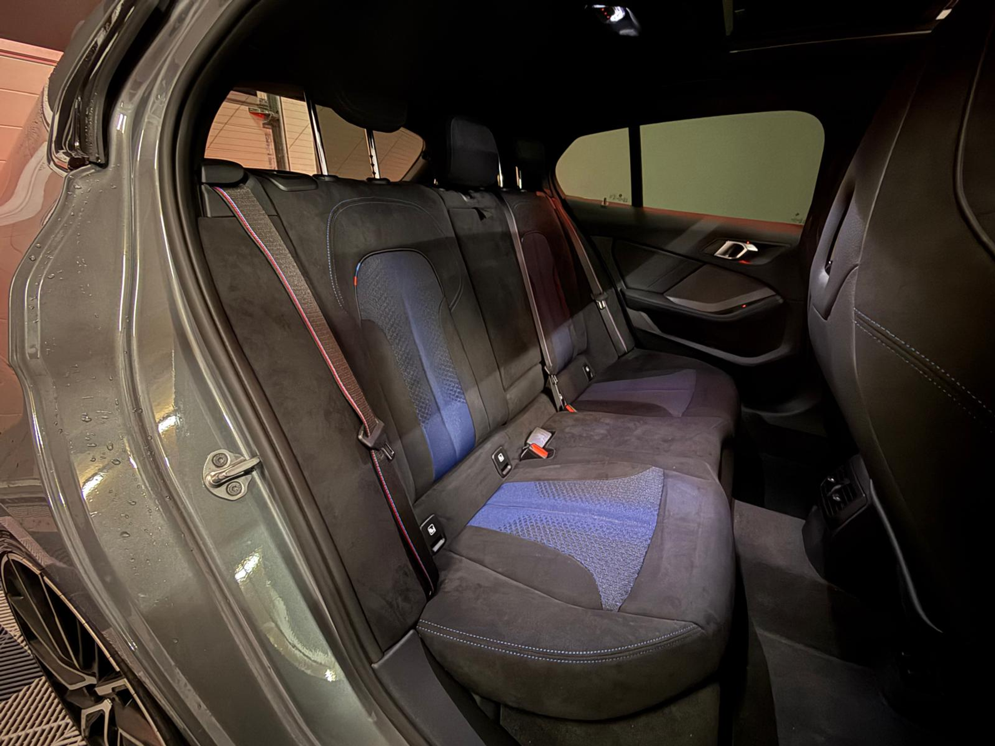 listing desktop thumbnail image 14