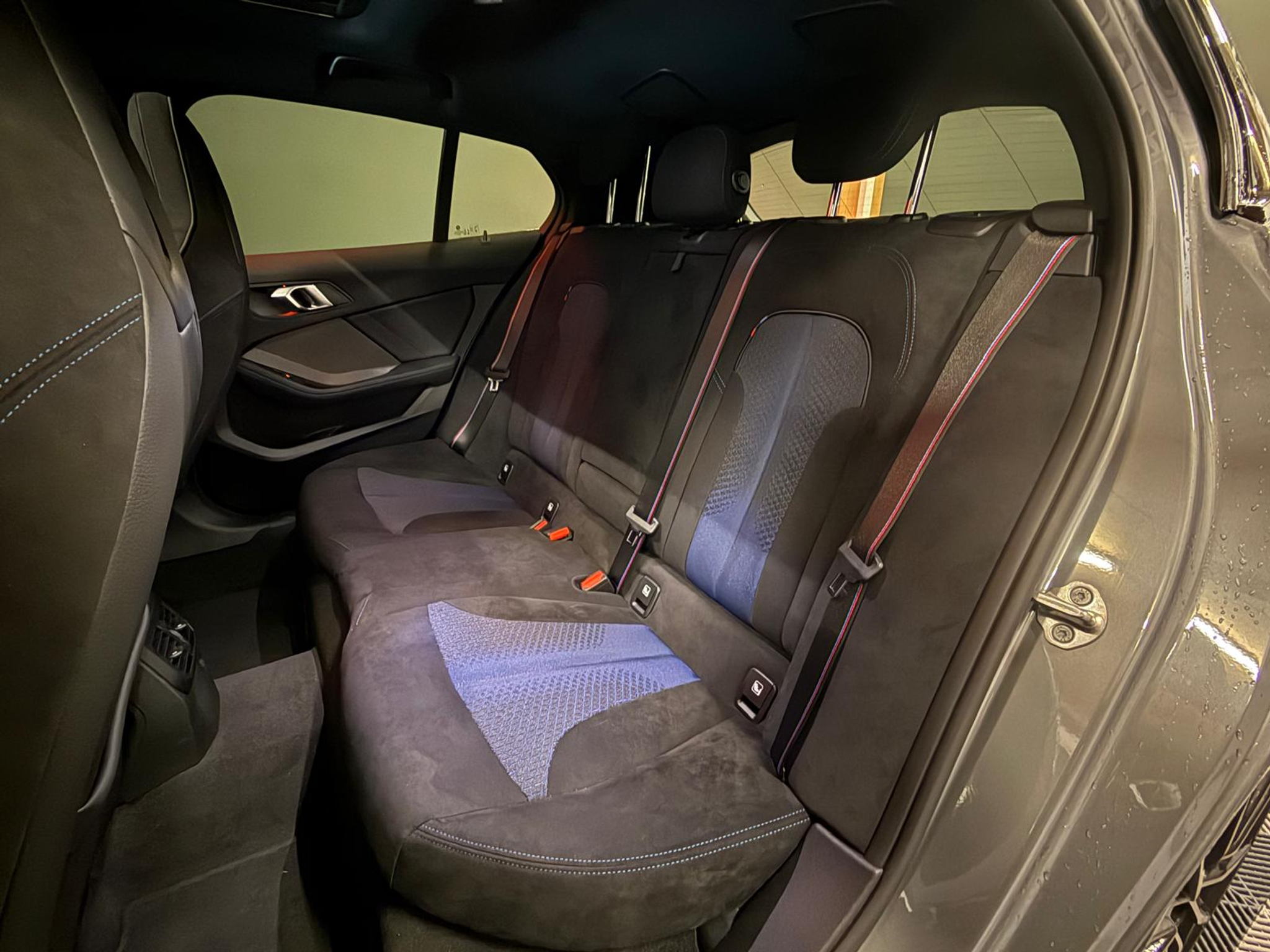 listing desktop thumbnail image 11