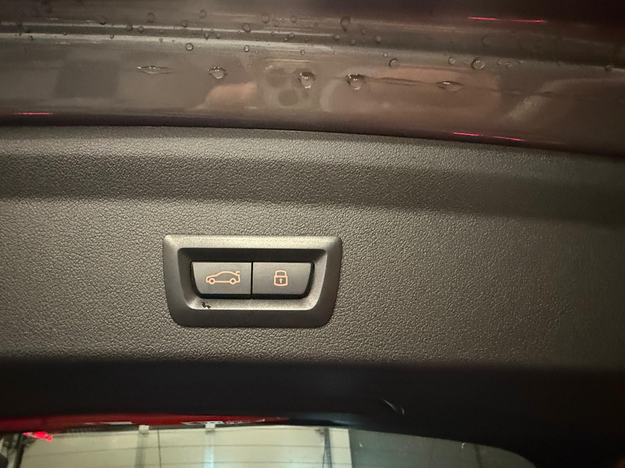 listing desktop thumbnail image 13