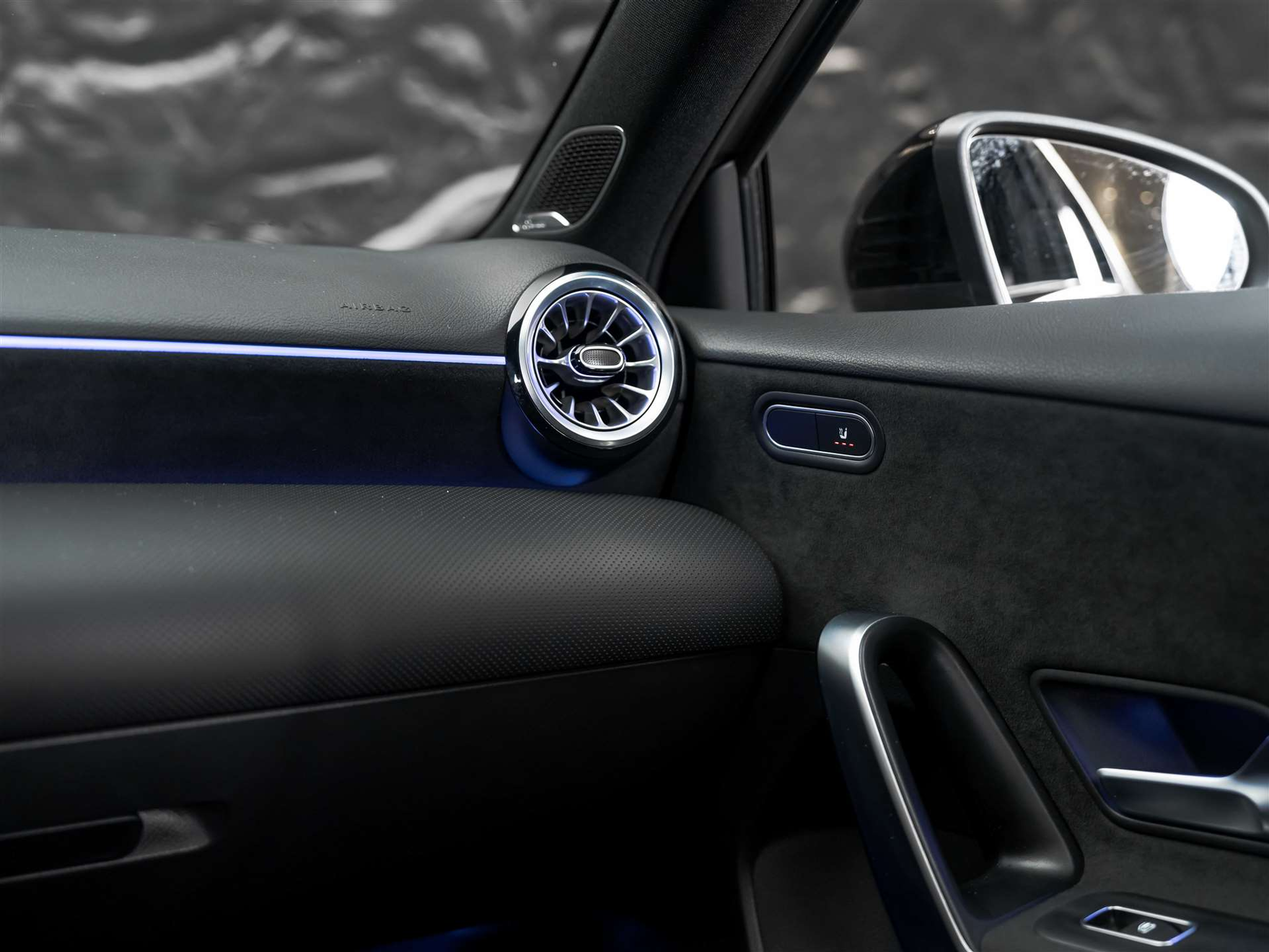 listing desktop thumbnail image 34