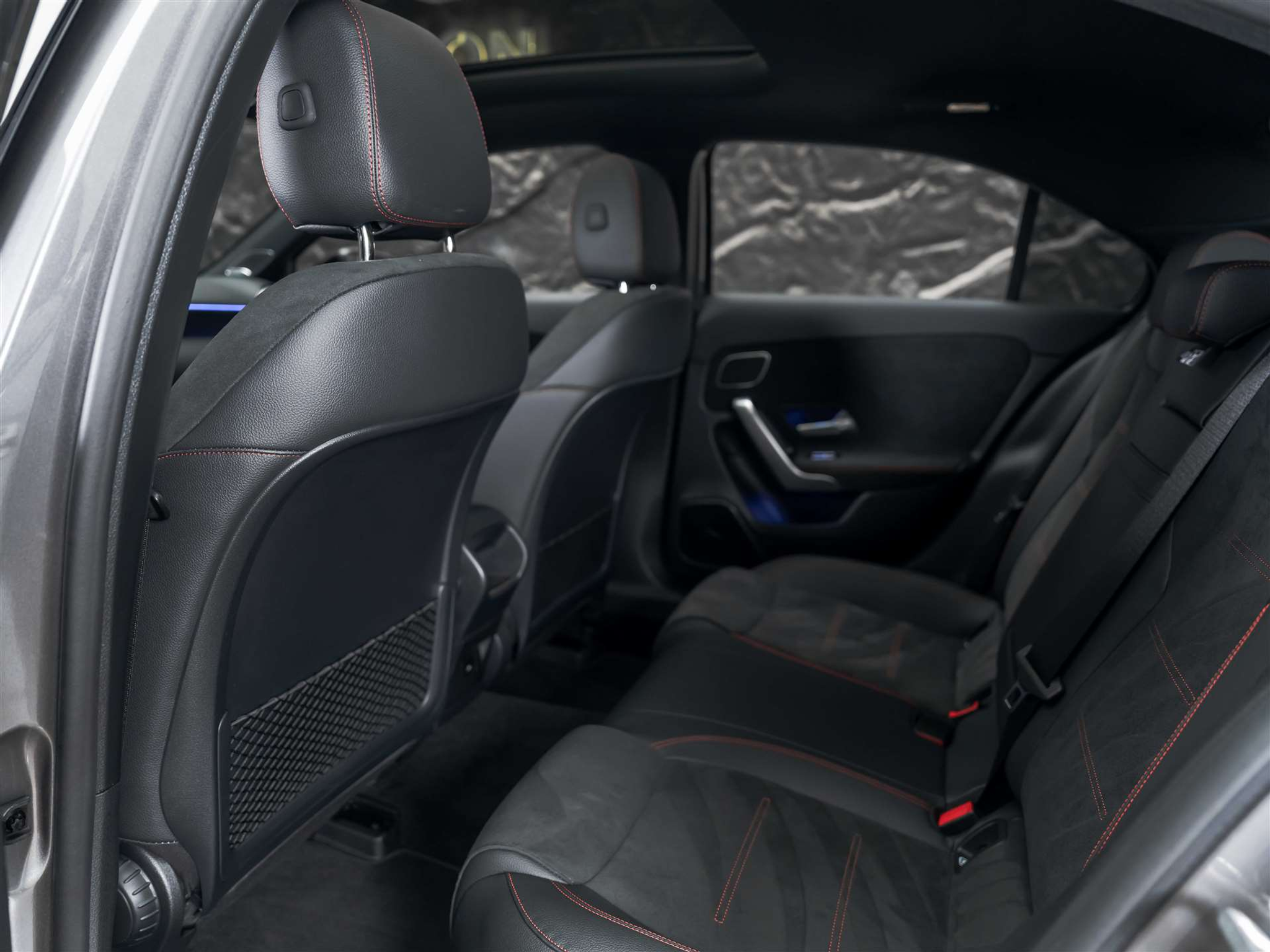 listing desktop thumbnail image 11