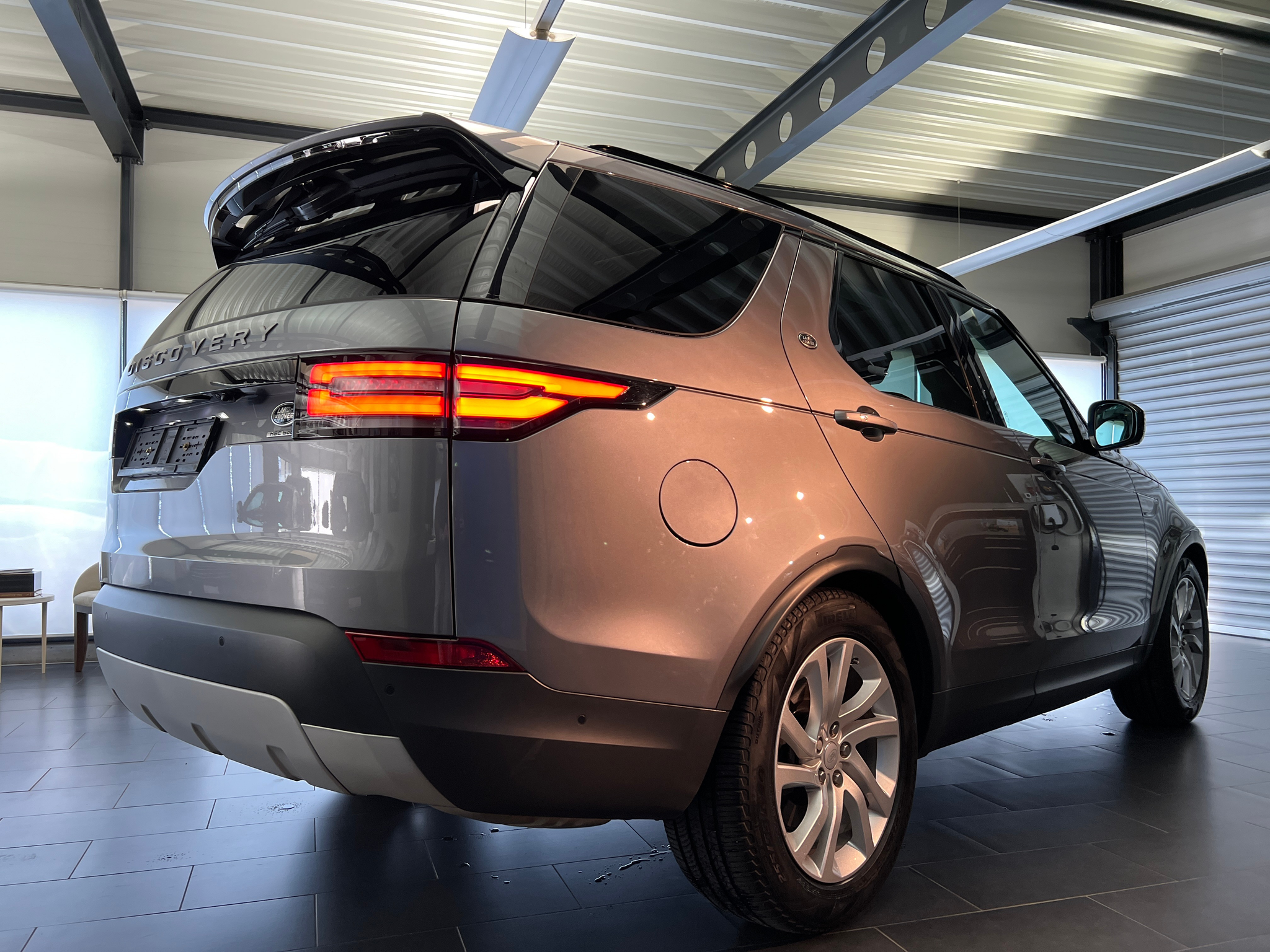 listing desktop thumbnail image 22