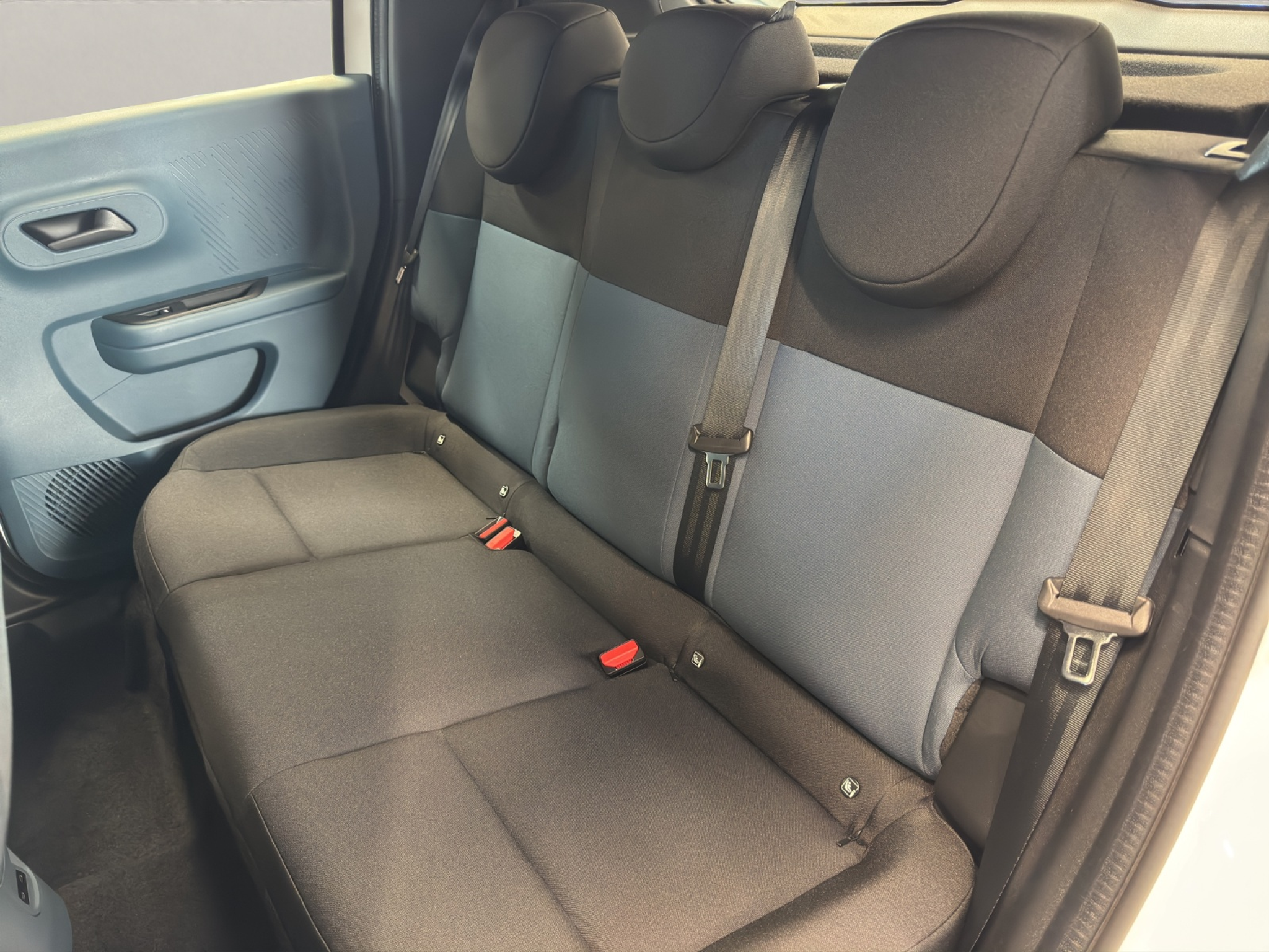 listing desktop thumbnail image 10