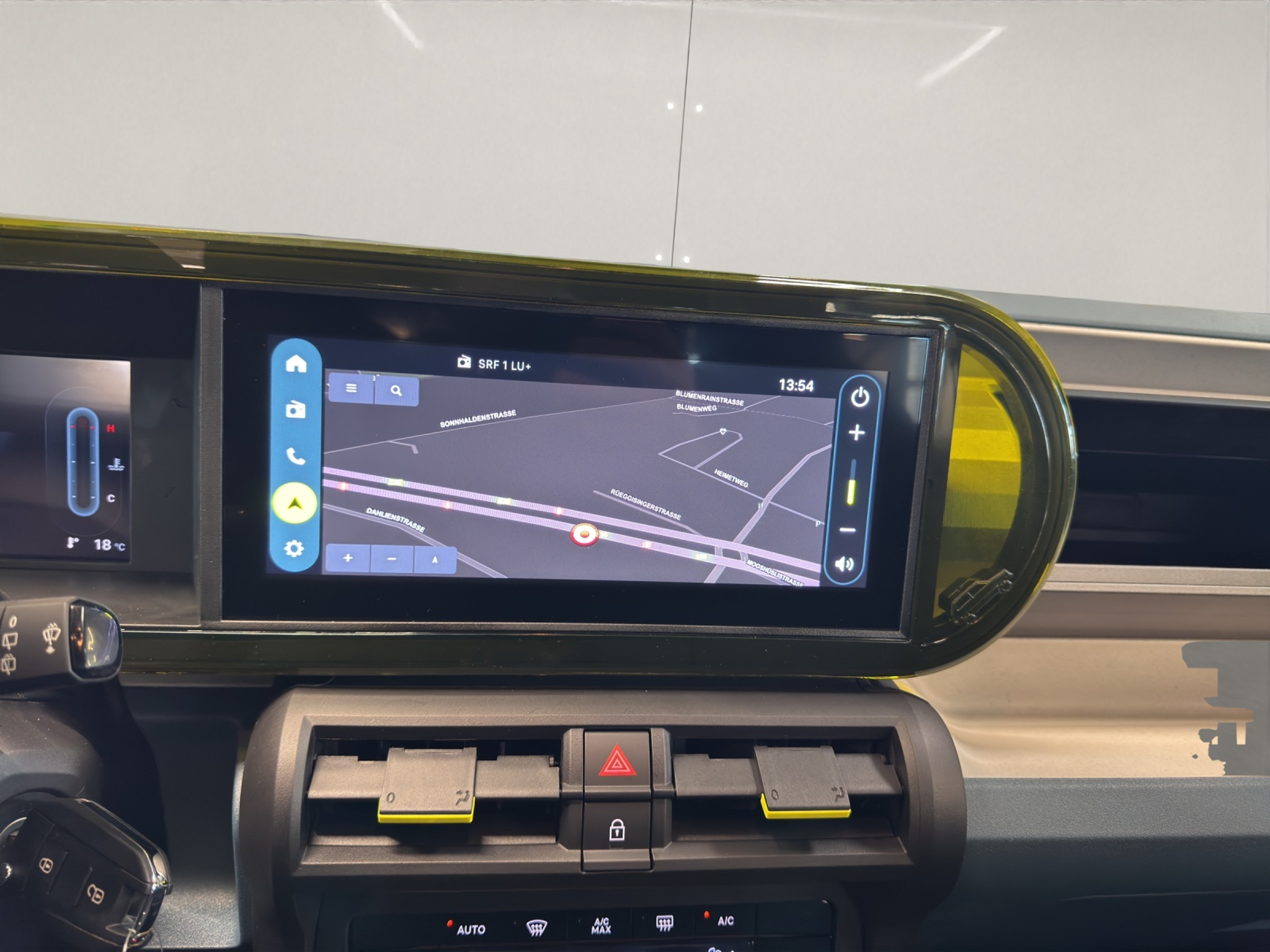 listing desktop thumbnail image 15