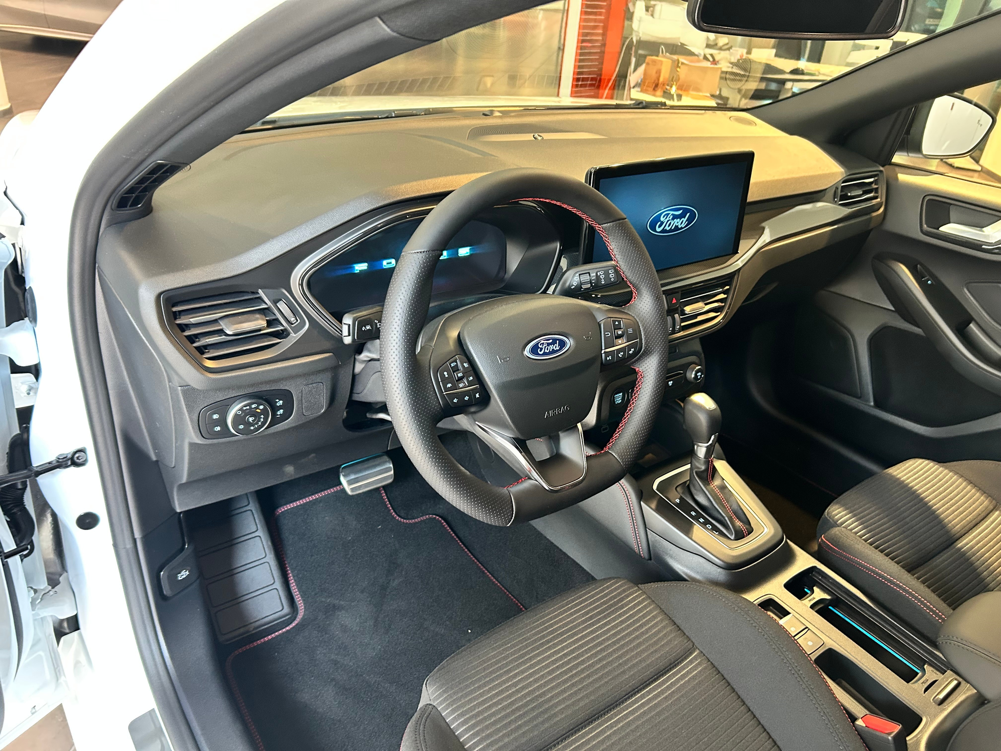 listing desktop thumbnail image 7