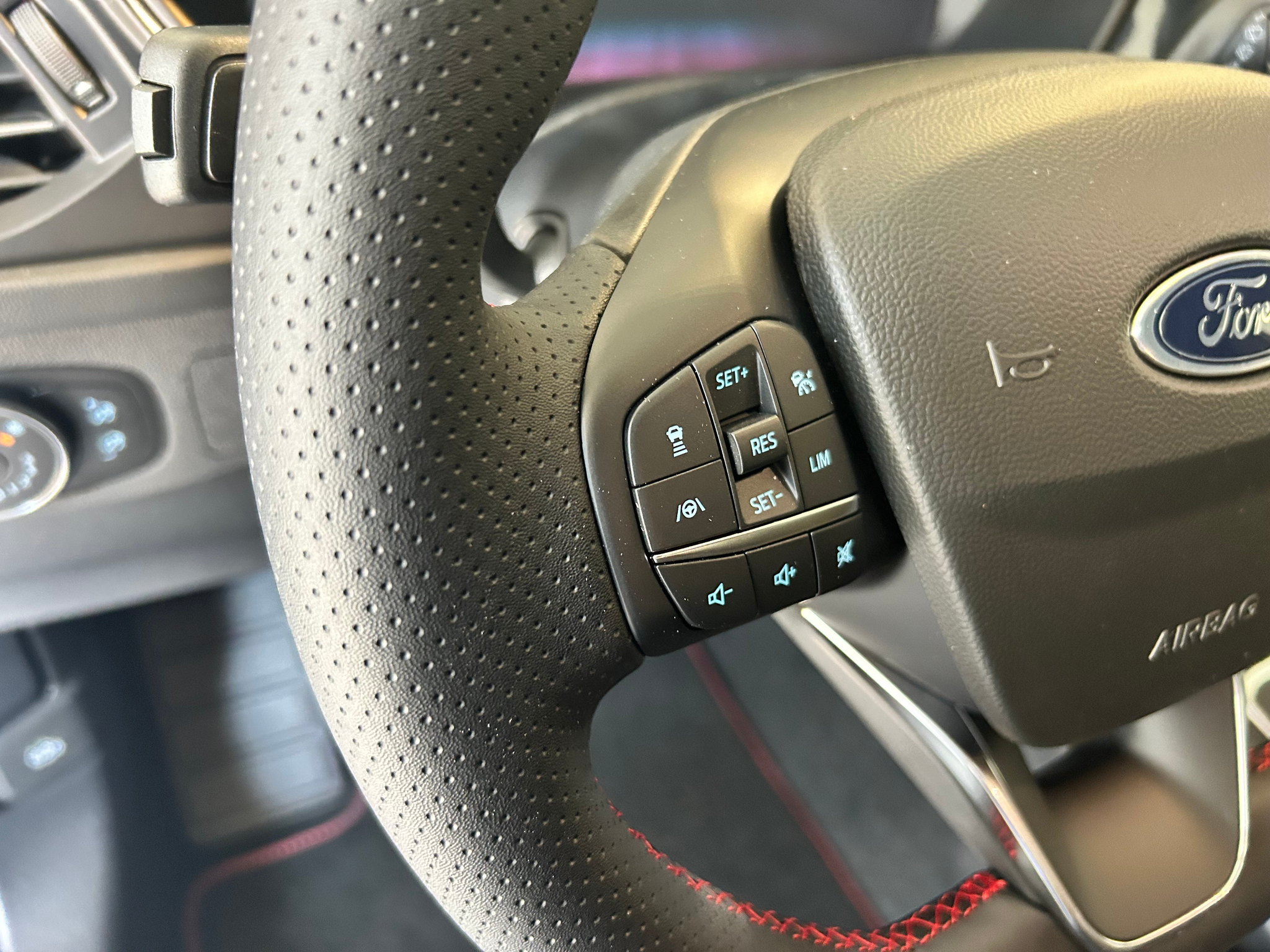 listing desktop thumbnail image 8