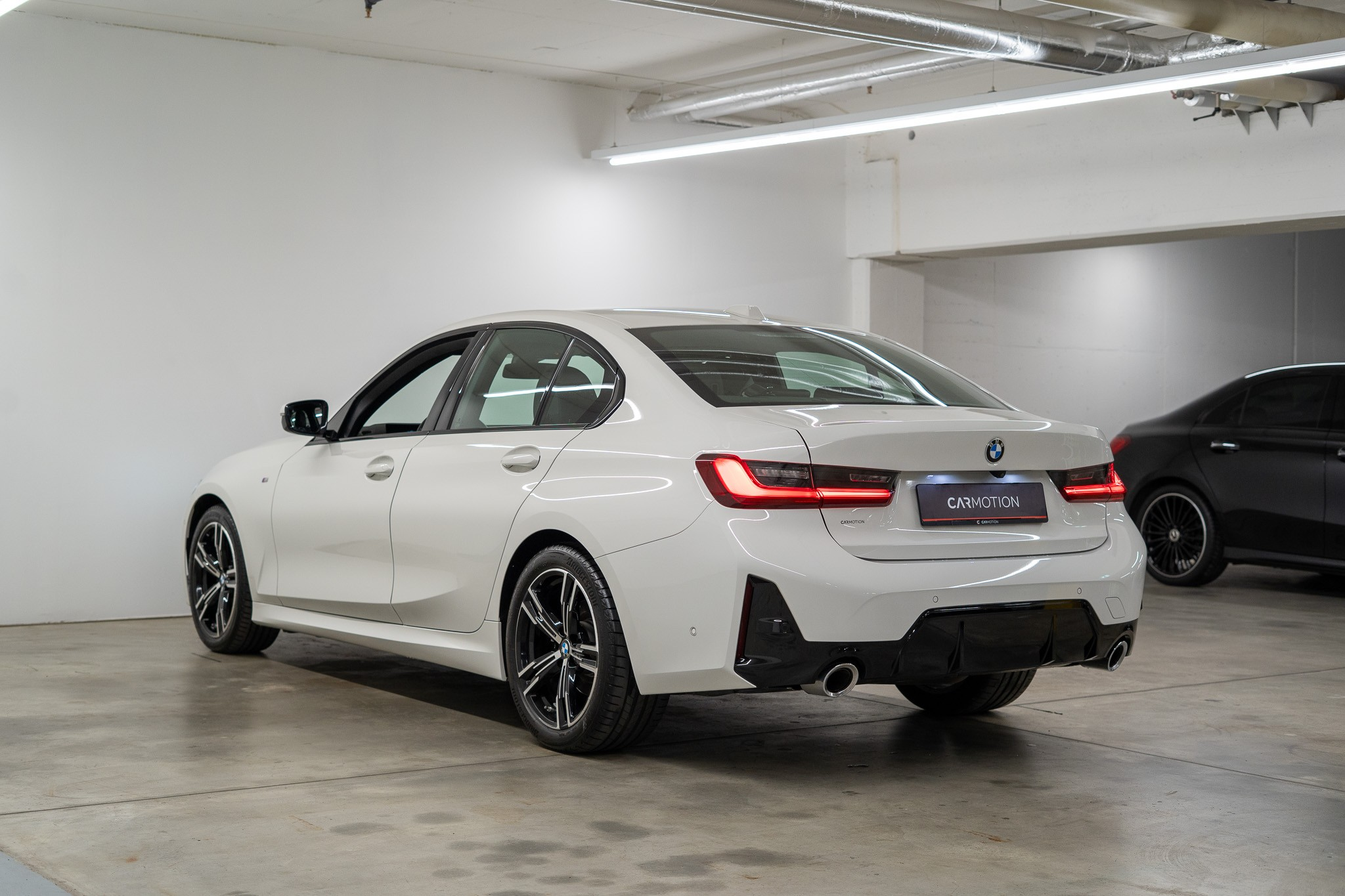 listing desktop thumbnail image 6