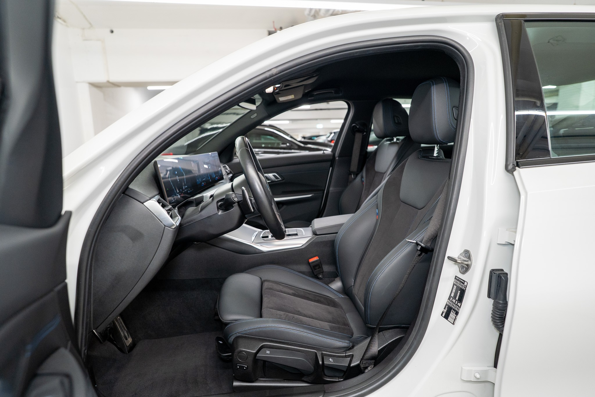 listing desktop thumbnail image 9