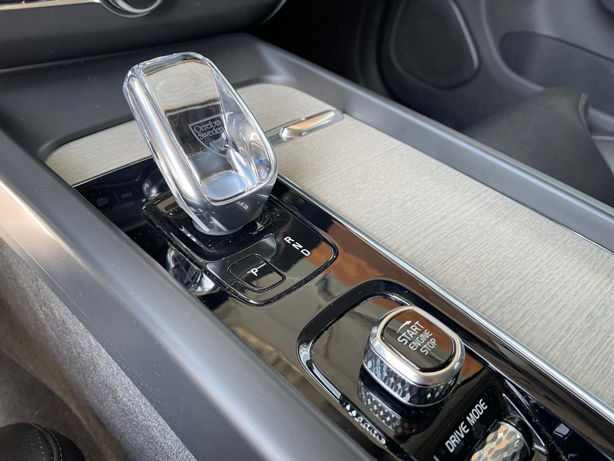 listing desktop thumbnail image 11