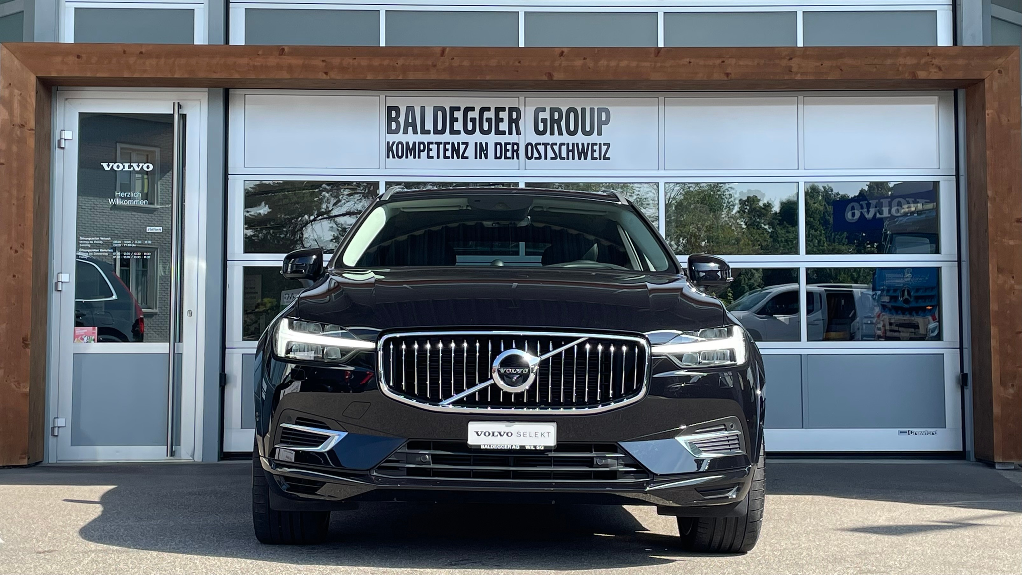 listing desktop thumbnail image 7