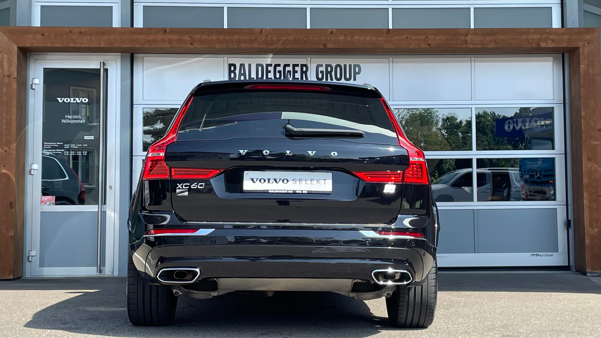 listing desktop thumbnail image 9