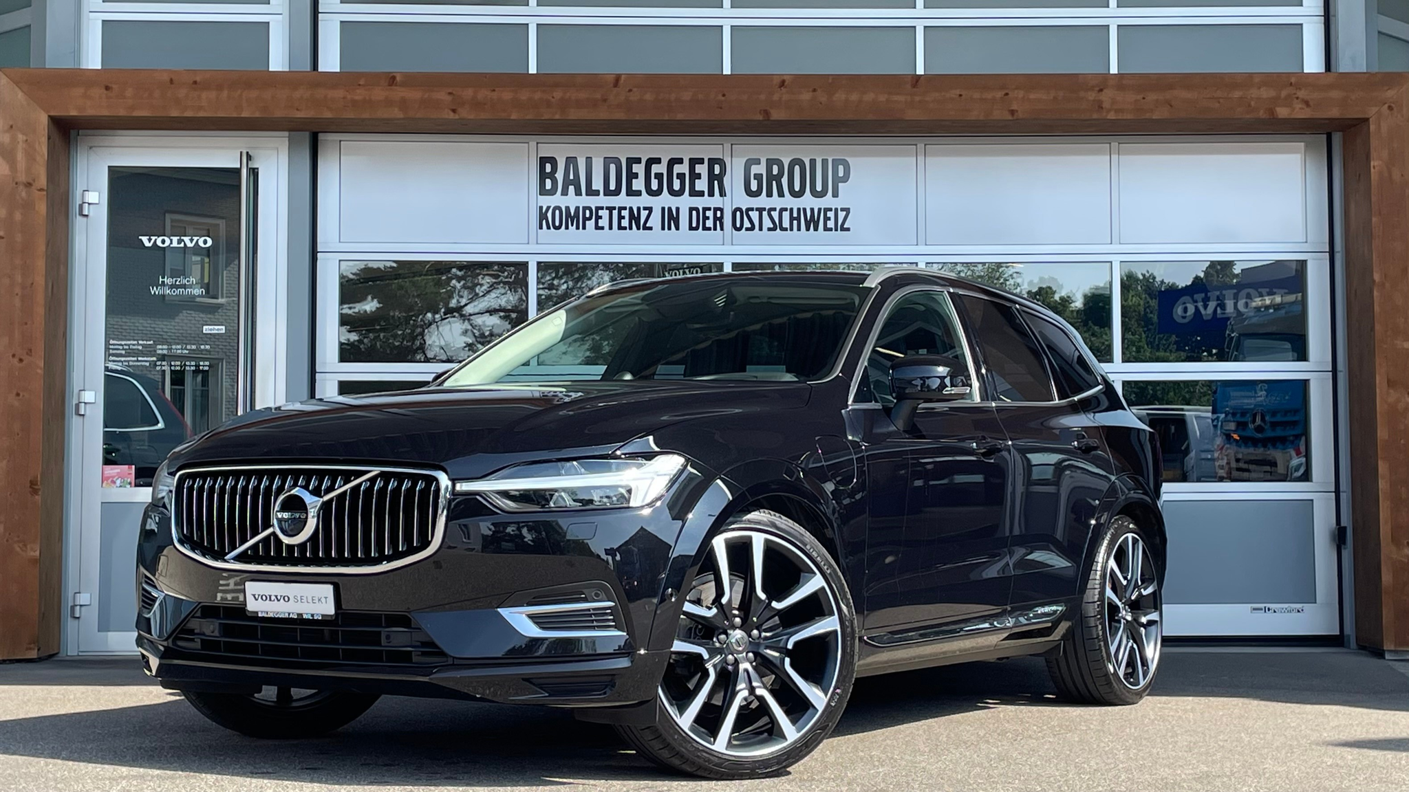 listing desktop thumbnail image 0