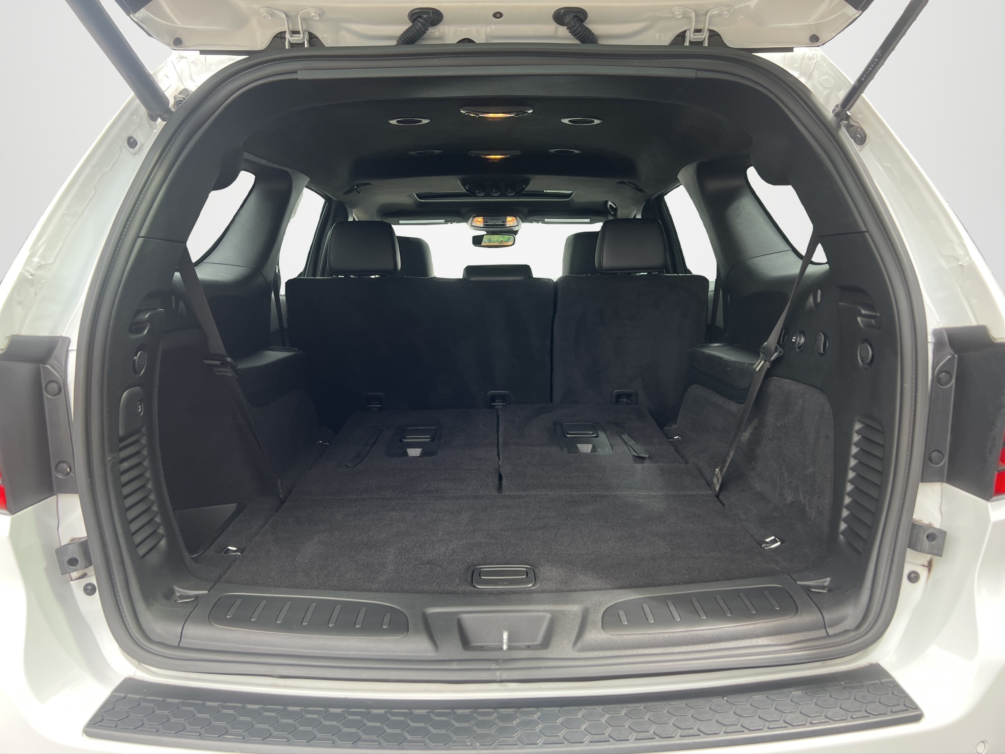 listing desktop thumbnail image 12