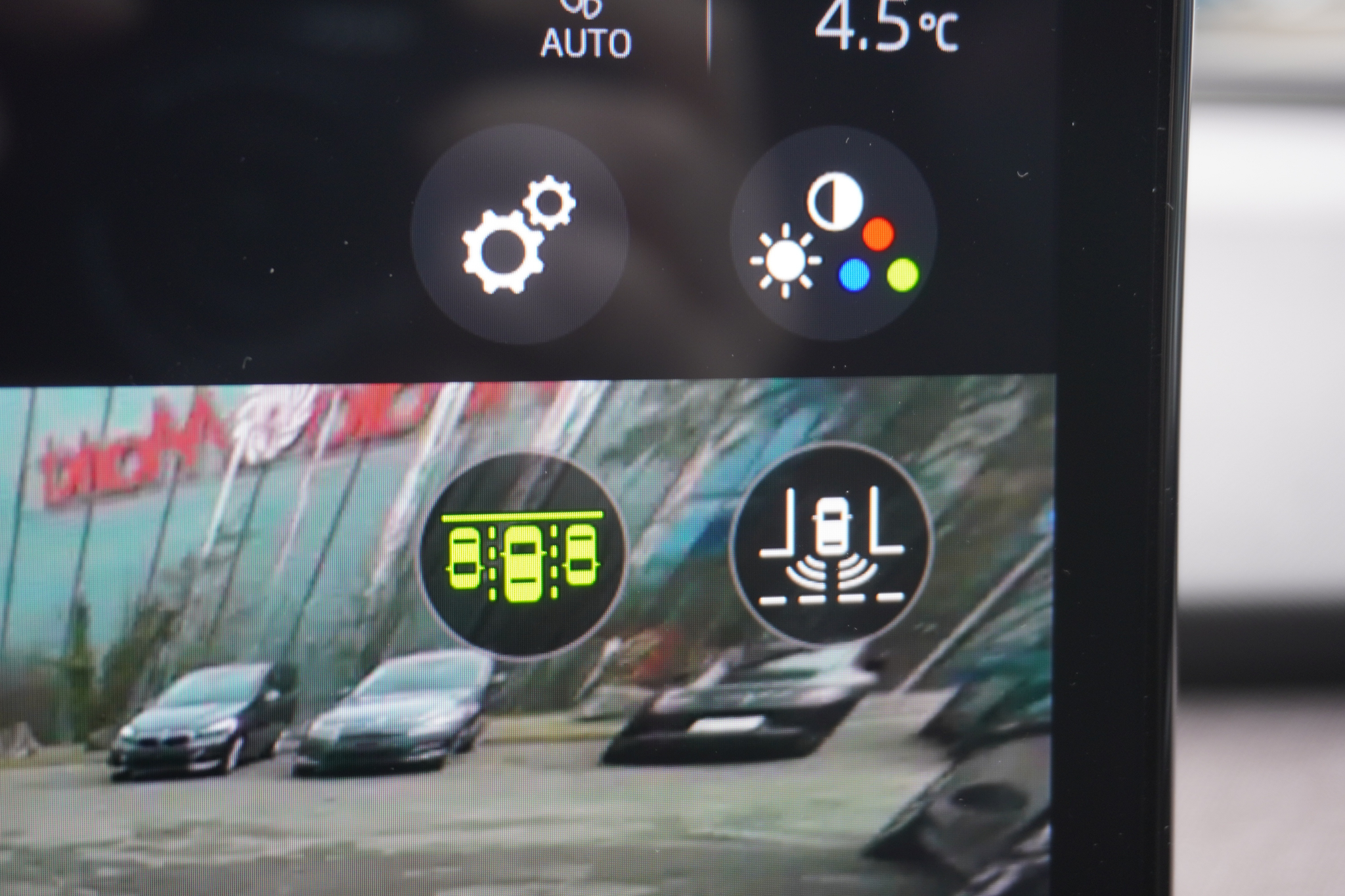 listing desktop thumbnail image 29