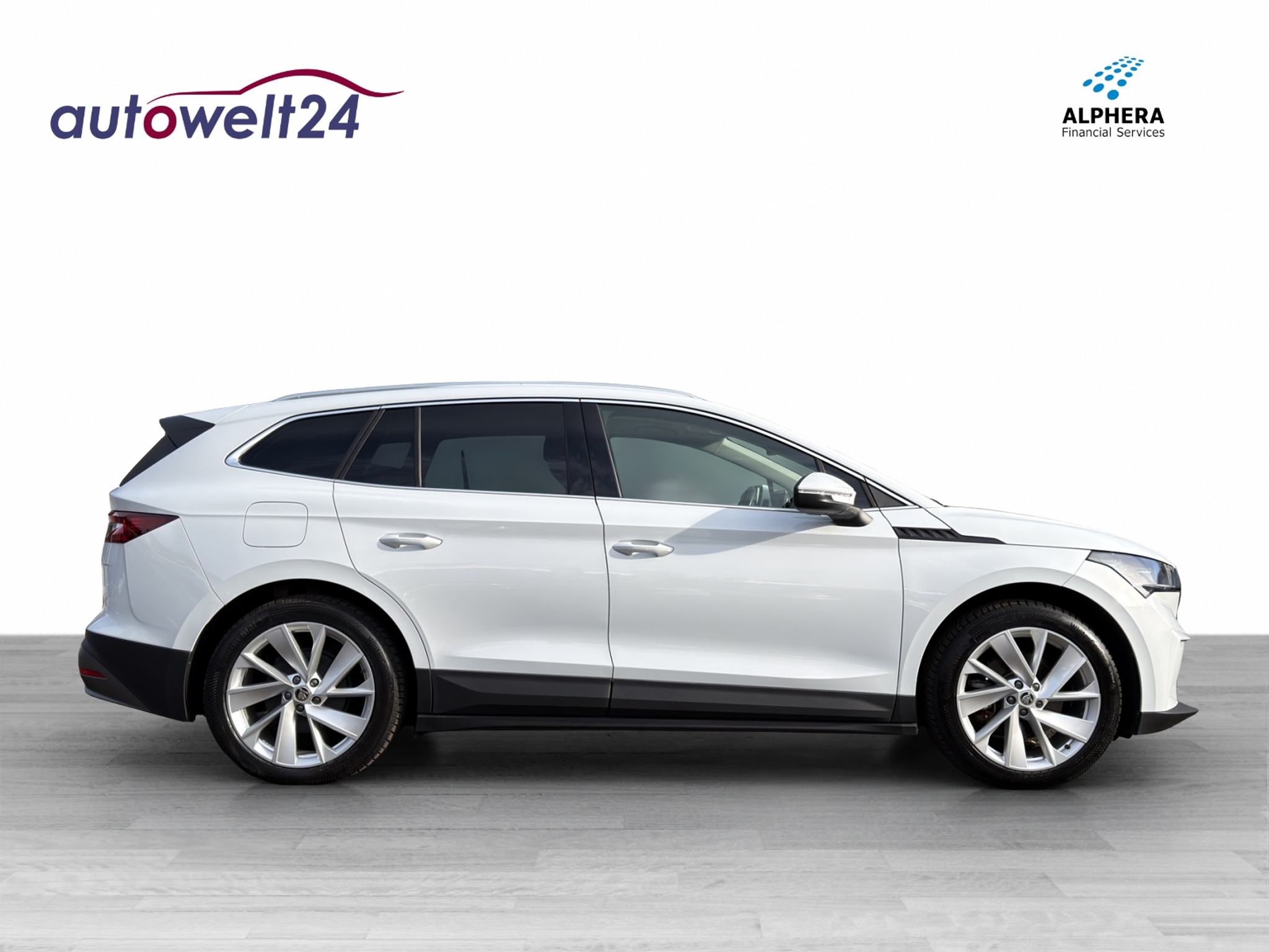 listing desktop thumbnail image 3