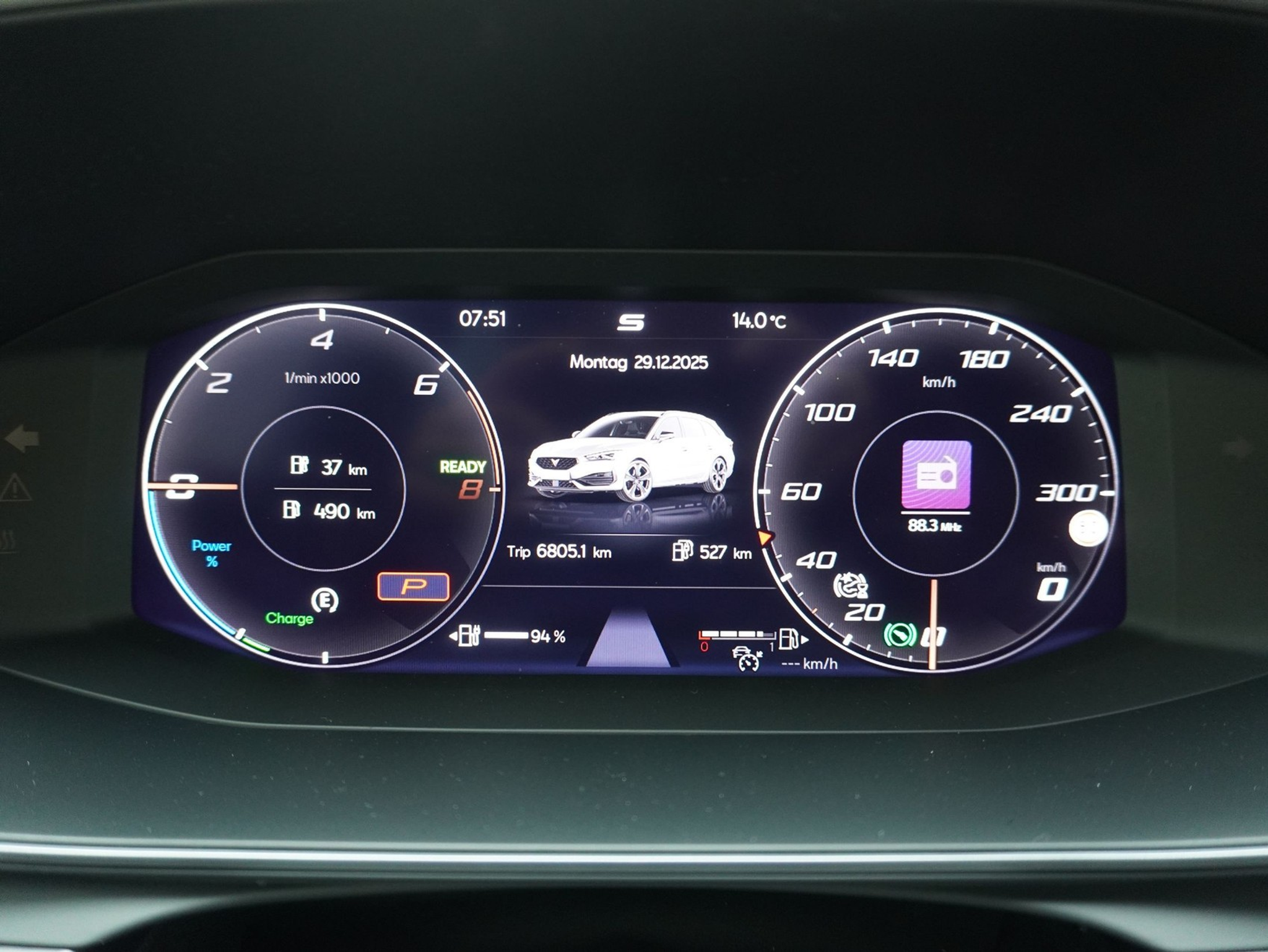 listing desktop thumbnail image 14