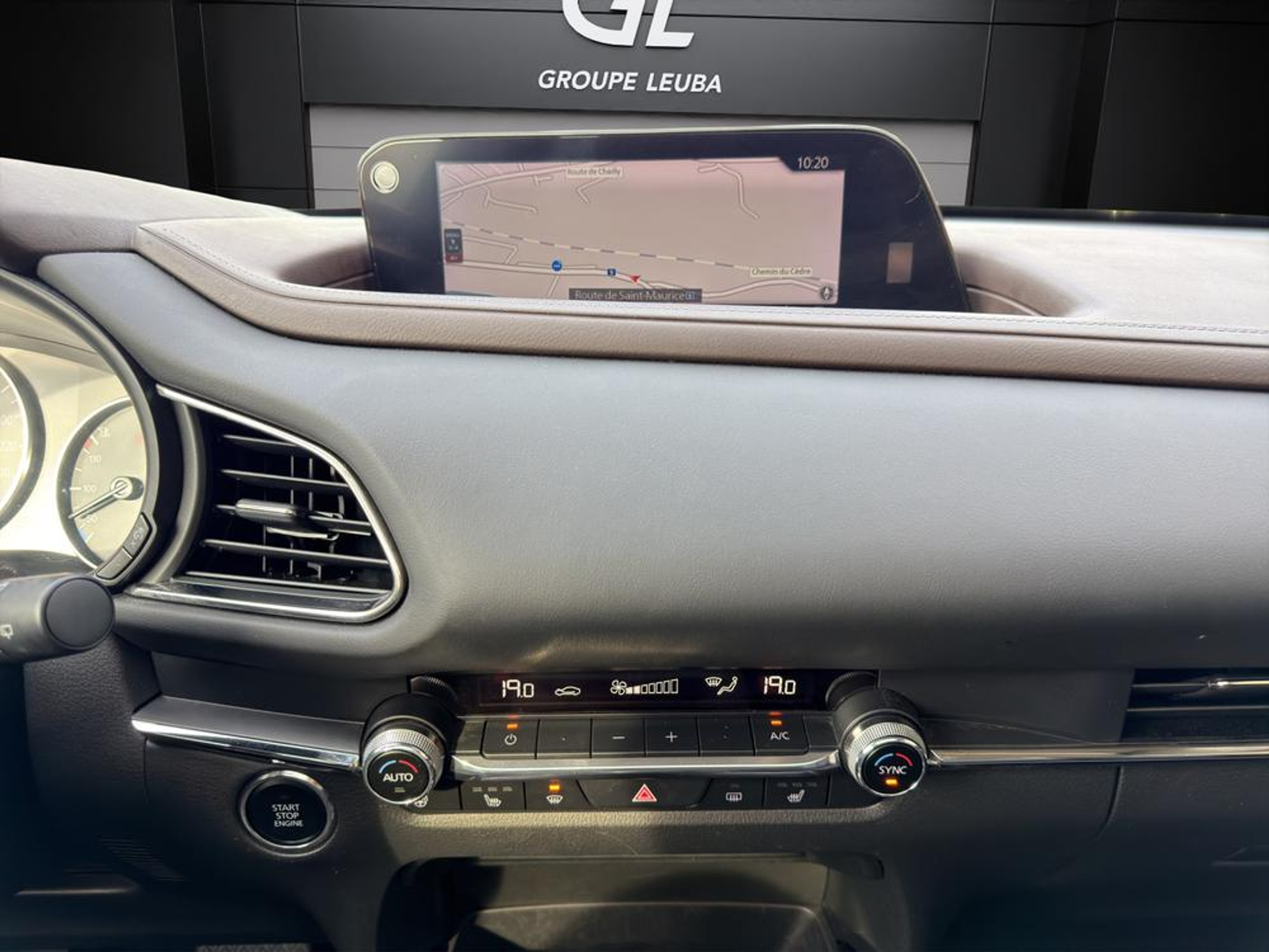 listing desktop thumbnail image 9