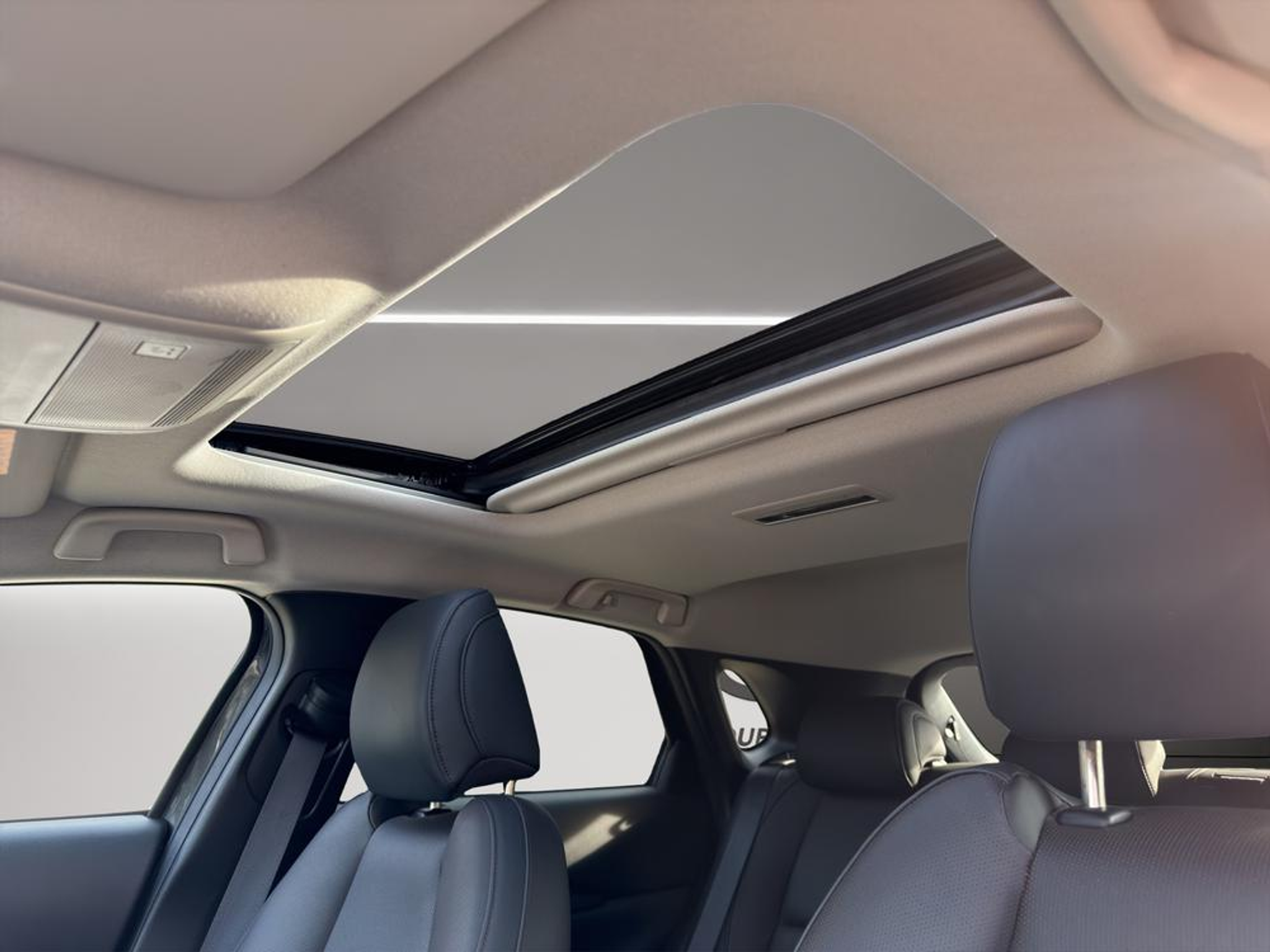 listing desktop thumbnail image 10