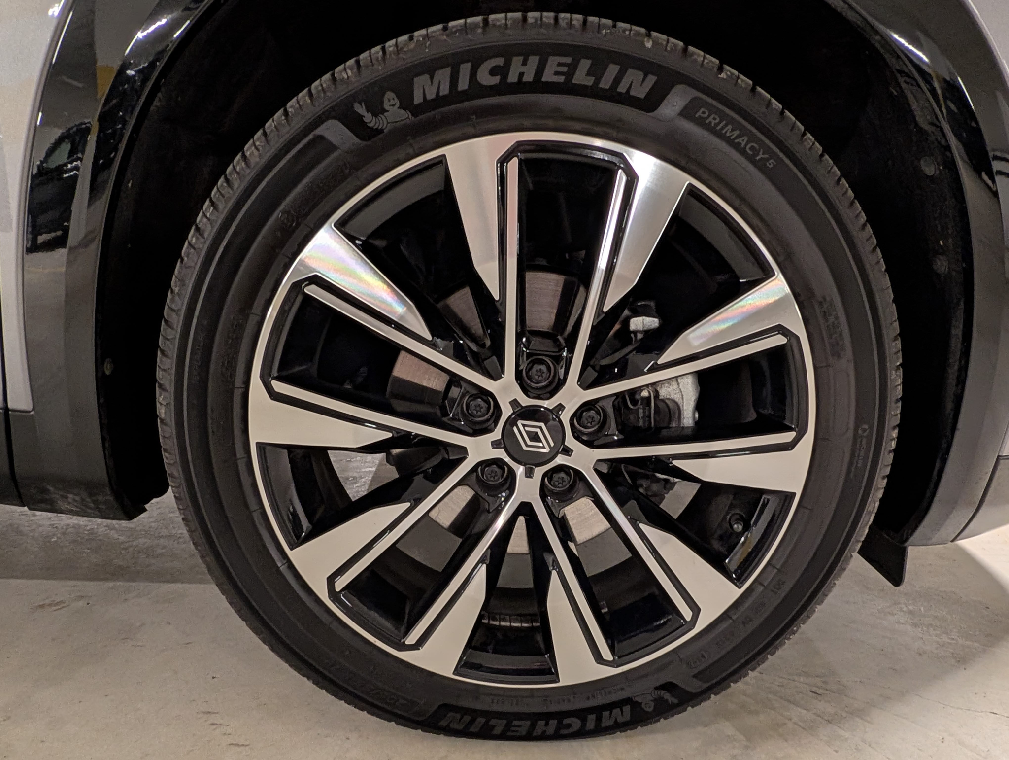 listing desktop thumbnail image 15