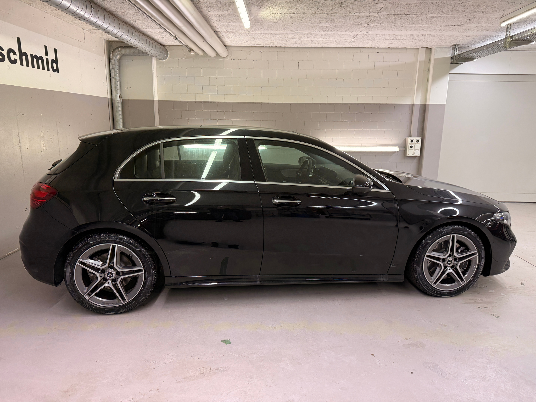 listing desktop thumbnail image 2