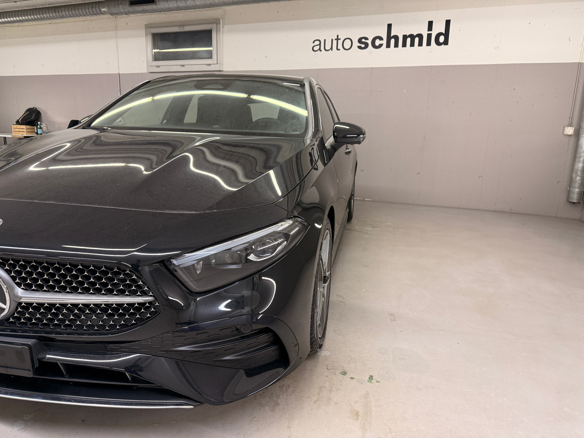 listing desktop thumbnail image 4