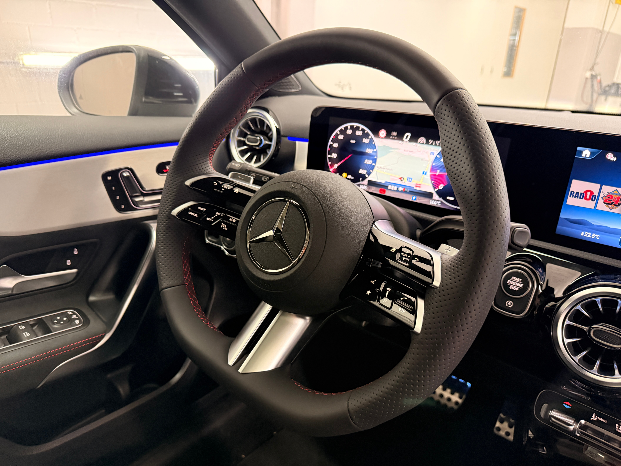 listing desktop thumbnail image 15