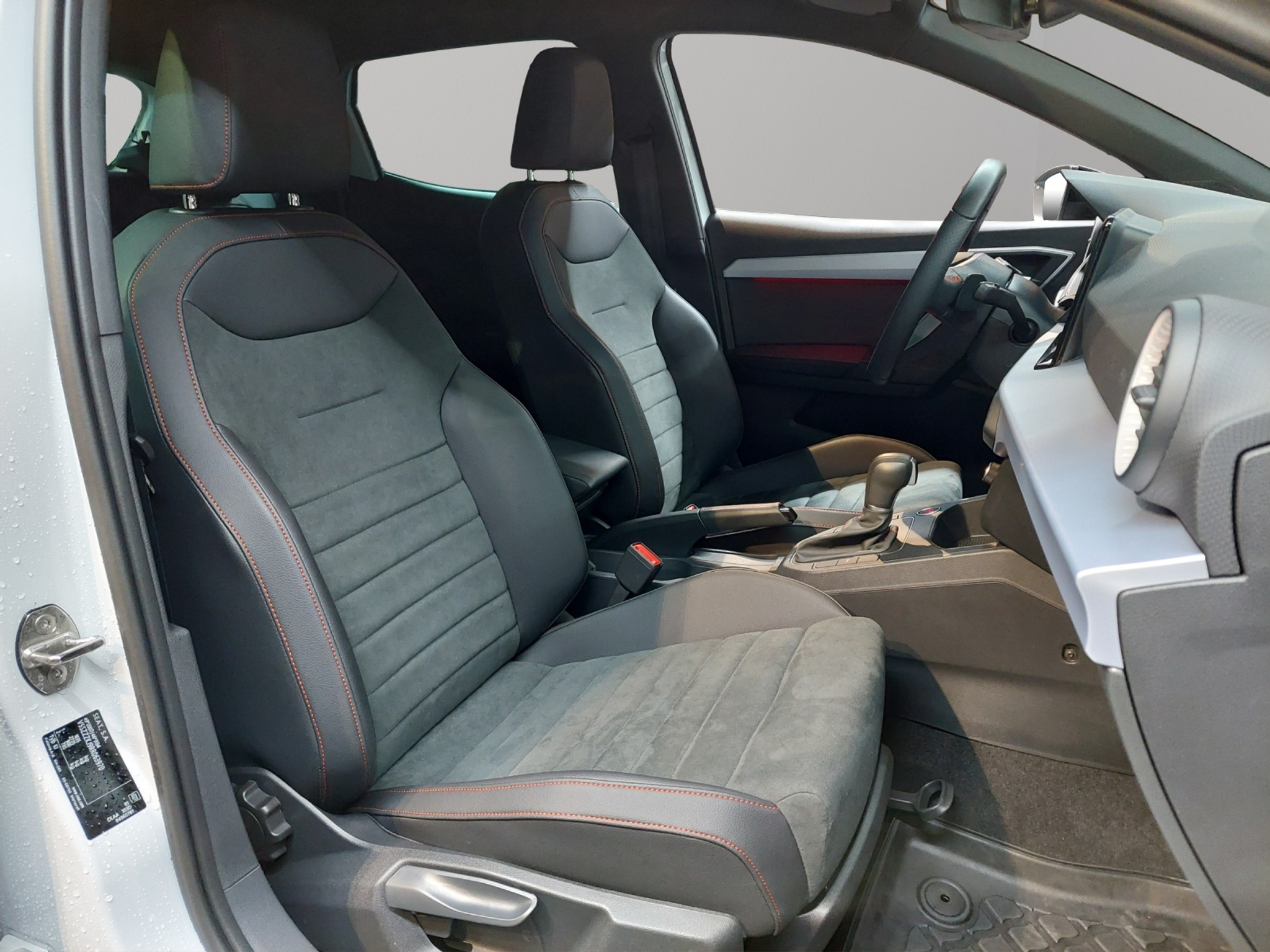 listing desktop thumbnail image 8