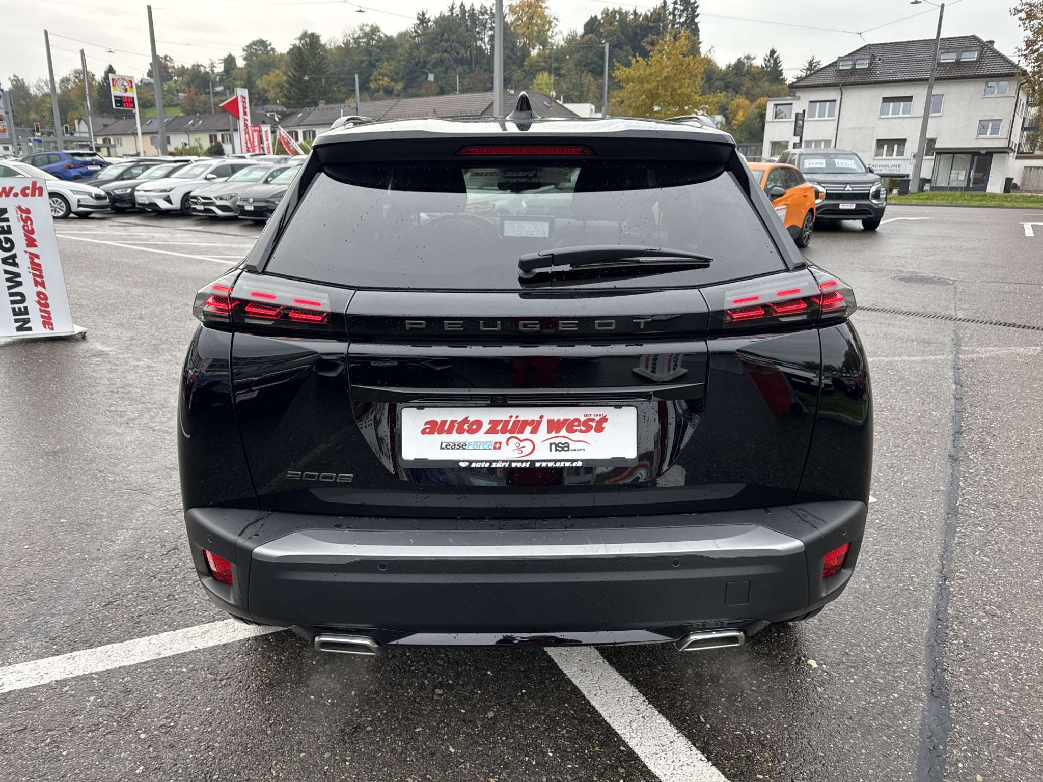 listing desktop thumbnail image 14