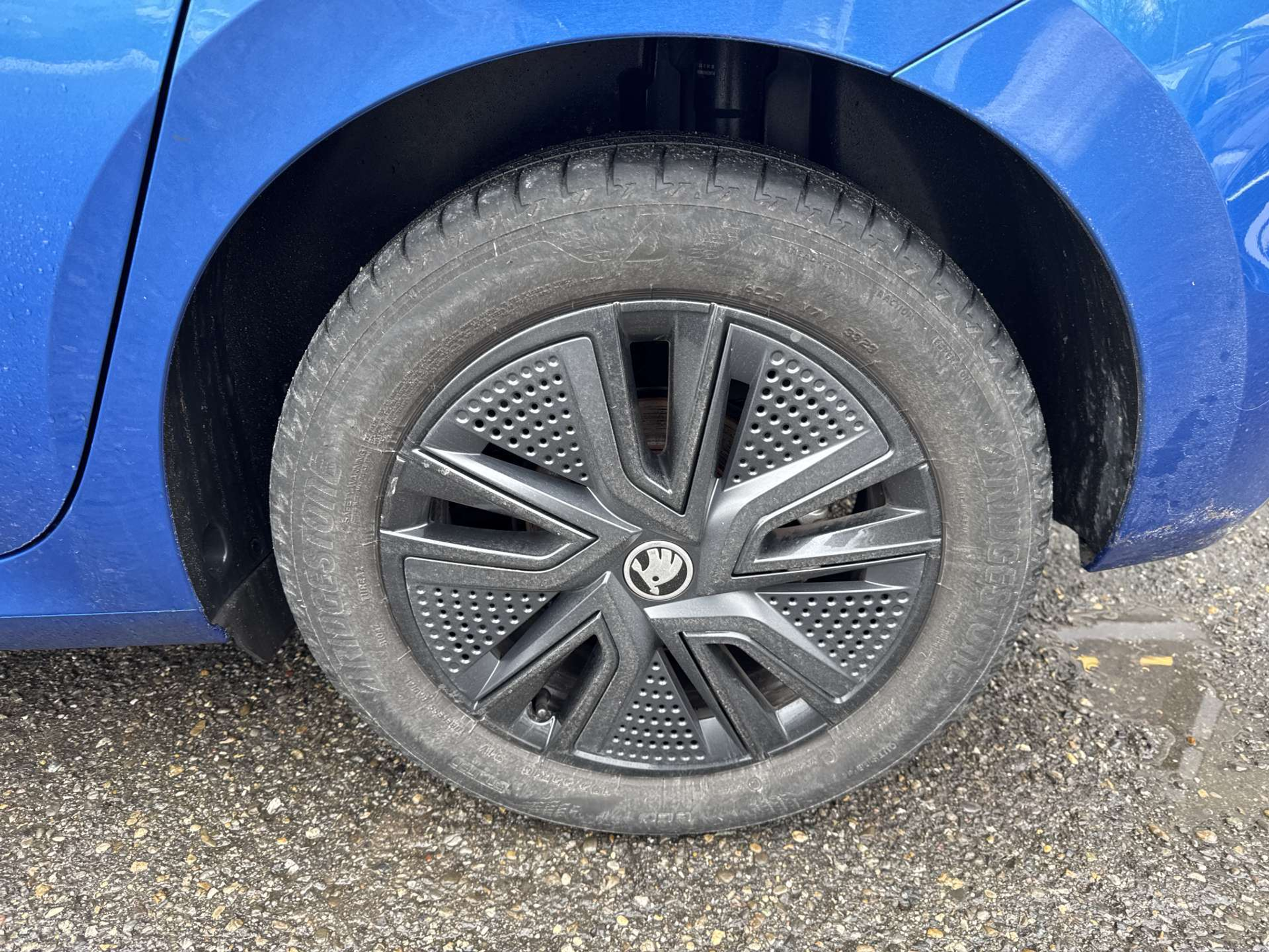 listing desktop thumbnail image 9