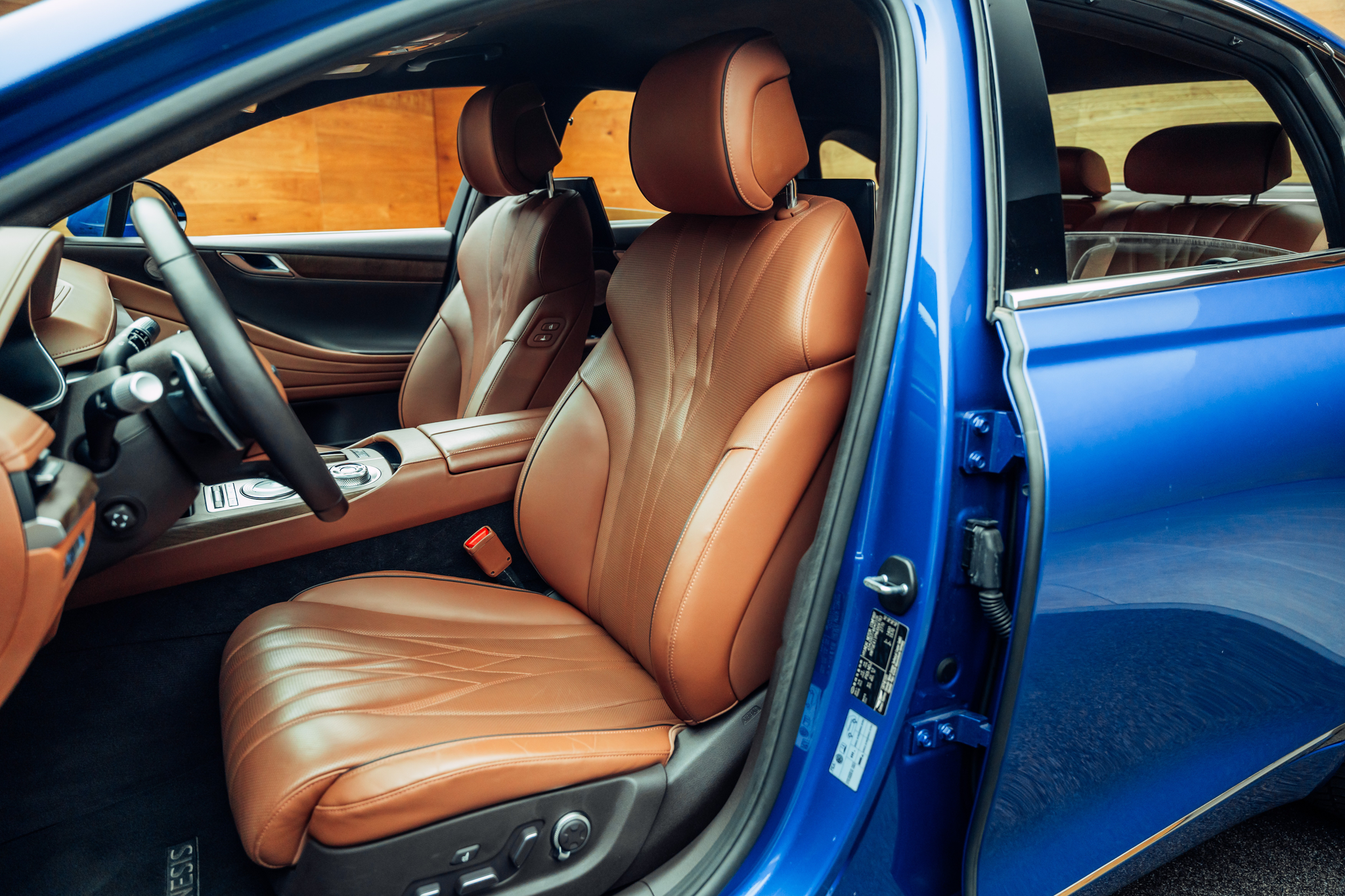 listing desktop thumbnail image 5